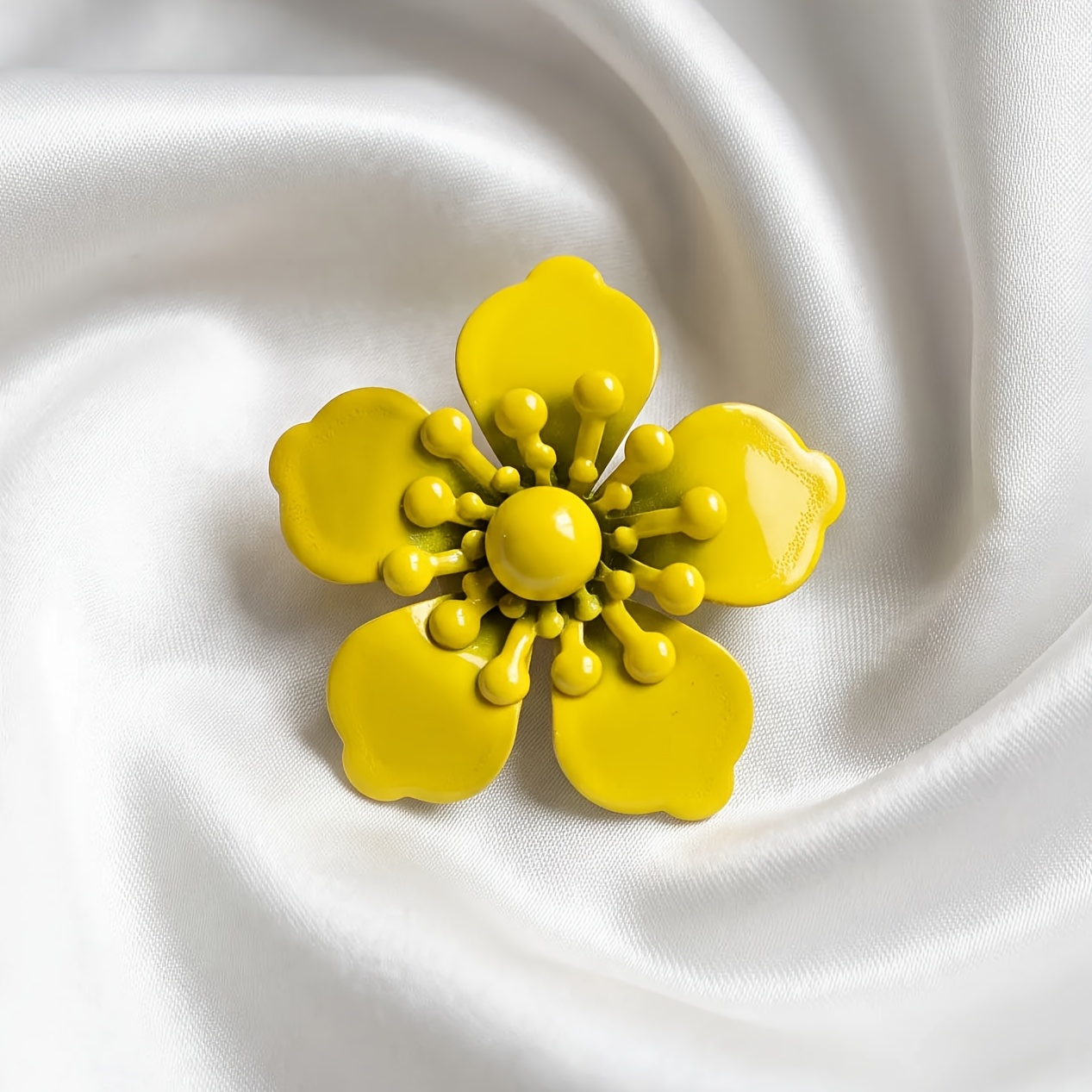 TEMU 1pc Japanese Glossy Flower Brooch, Rose Red Suitable For Suit, Denim Jacket, Bag, Hat, Fashion Niche