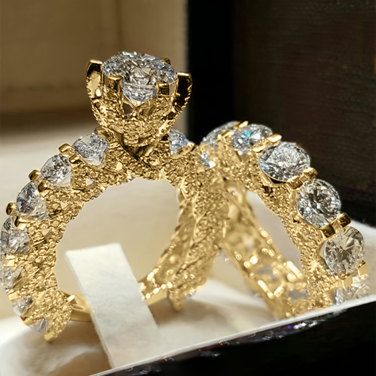 Image of 2pcs Women's Ring Inlaid 4 Prong Round Zirconia Golden Engagement Ring For Women High Quality Perfect For Proposals Weddings Banquets Valentine's Day Gifts Daily Wear