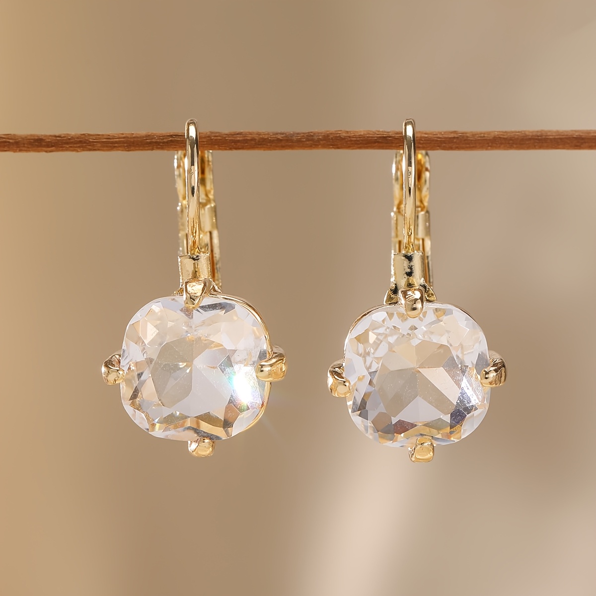 Image of Elegant And Light Luxury Inlaid Large Synthetic Synthetic Zirconia Pendant Women's Earrings, Versatile Women's Jewelry For Daily Wear, Vacation, Leisure, And Banquets