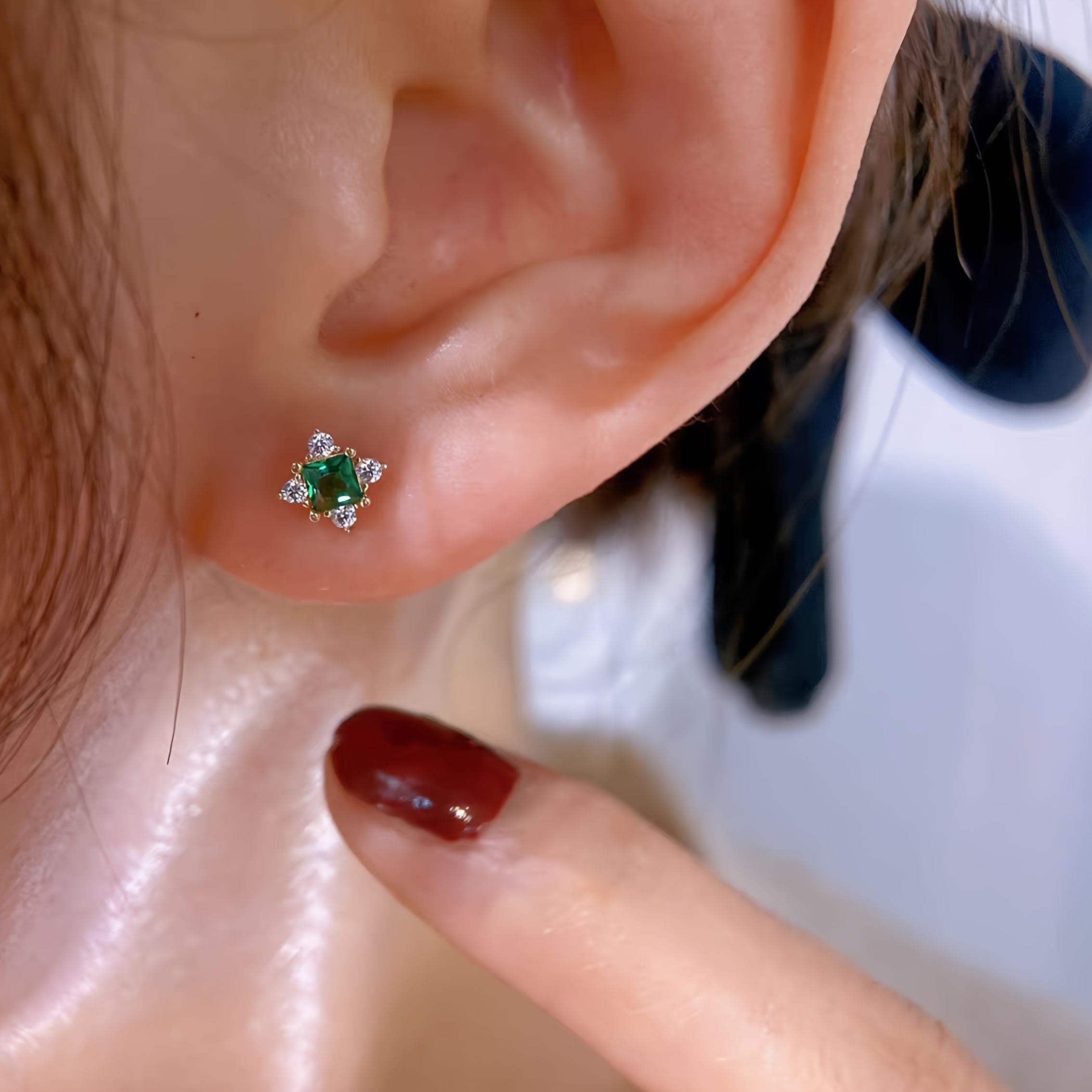 TEMU 1 Par de Aretes de Estilo Vintage Brillantes y Adorables de Zirconia Sintética Verde Cuadrada para Mujeres, Diseño Elegante y con Personalidad,