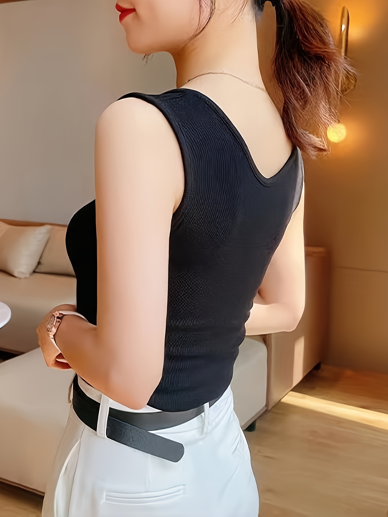 Solid color casual, U-neck, wide shoulder vest, Women's tank top, versatile innerwear or outerwear, sleeveless vest, comfortable and simple, suitable for spring, summer, autumn tops, can be worn in winter, Christmas, Valentine's Day