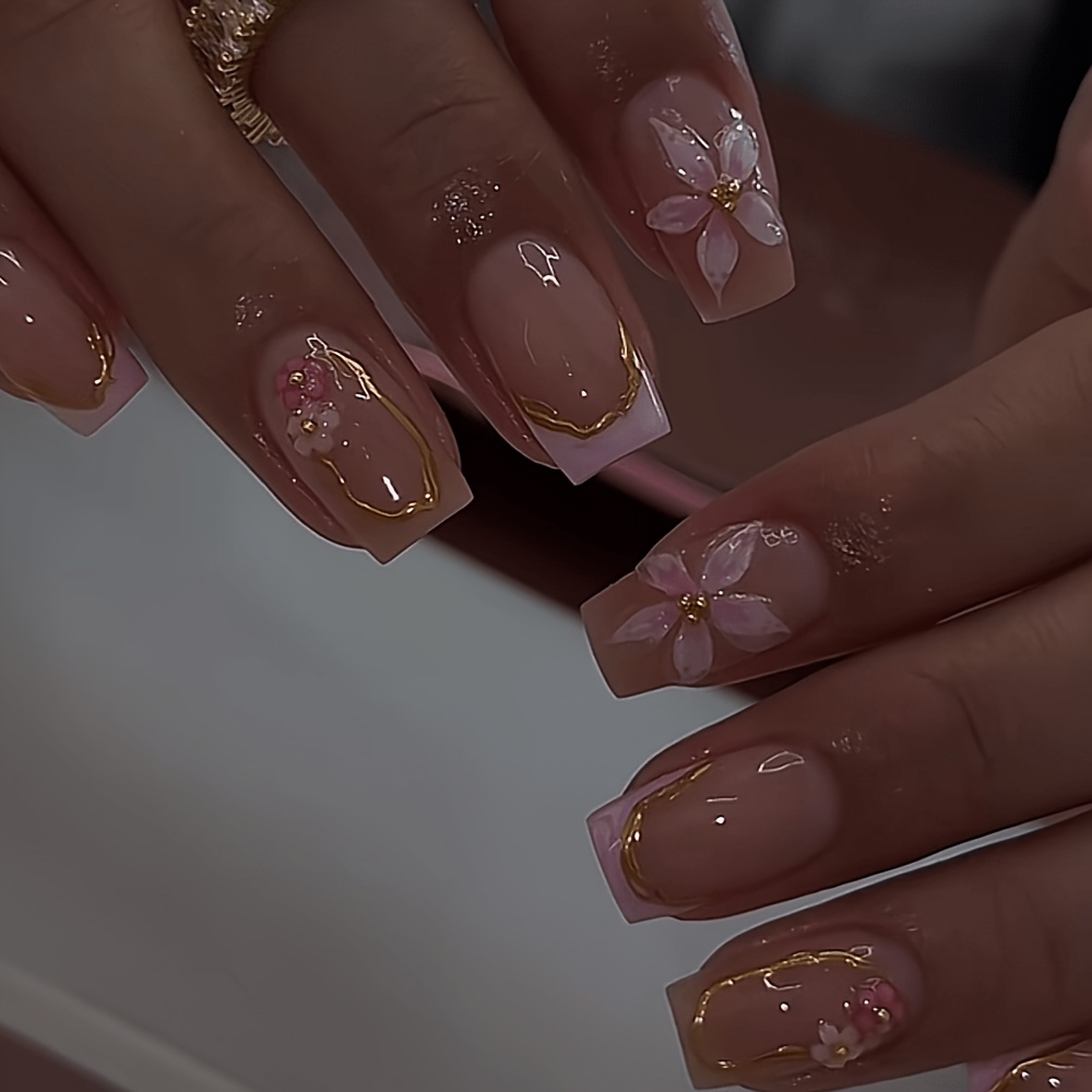 TEMU Lot de 24 faux ongles carrés de style français avec fleurs 3D, rayures dorées et perles, surface , couverture complète, brillance amovible de