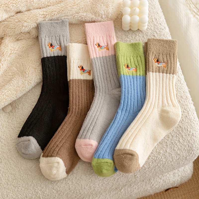 Image of 5 Pairs Of Embroidered Plush Socks Featuring Dachshunds, Mid-calf Socks For Teens, Perfect For Home During Autumn And Winter., For Teenager, For Teenager
