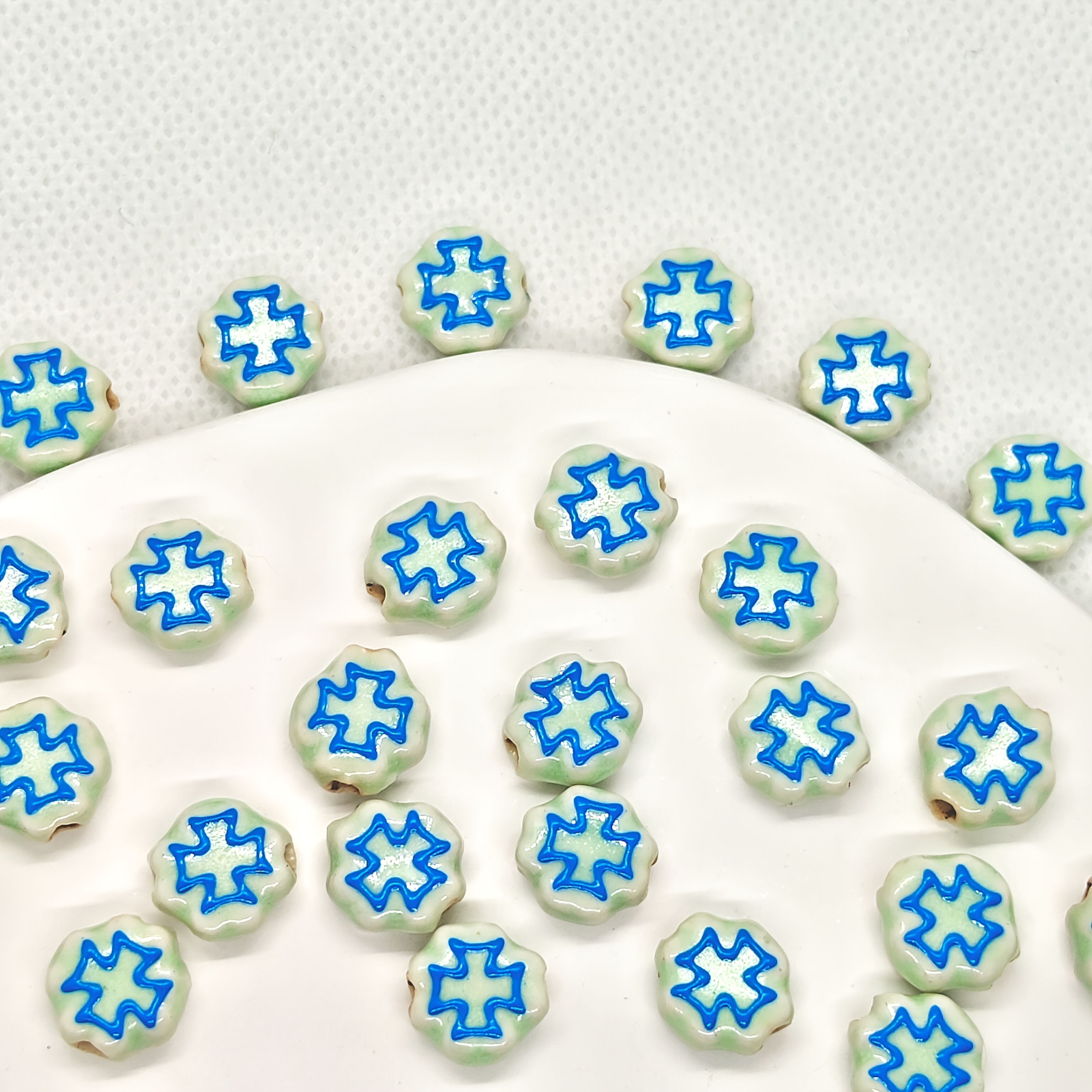 4pcs Hand-Painted Cross & Ceramic Beads for DIY