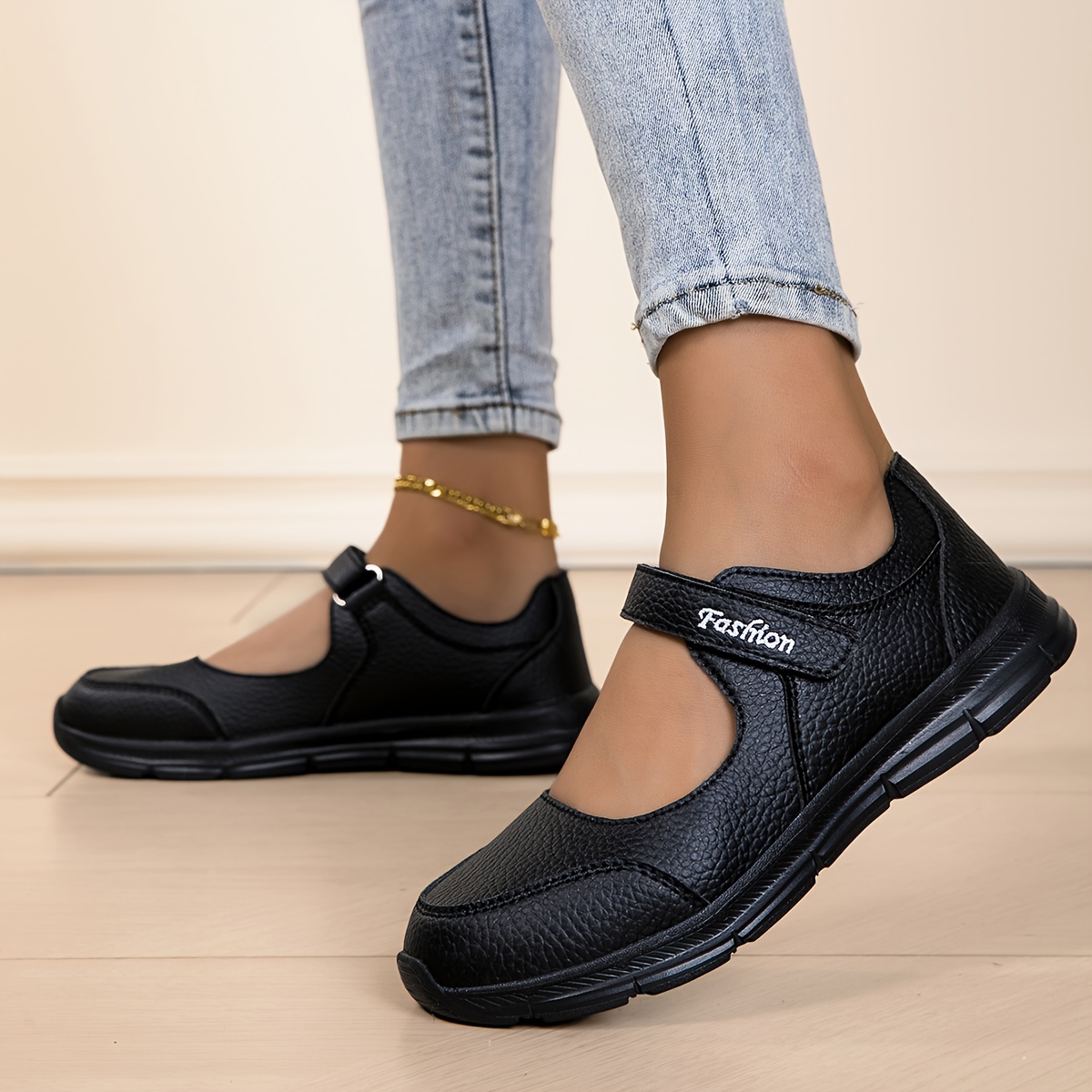 [sneakers] New Autumn And Winter Shoes, Nurse Shoes, Small Black Shoes, Fashionable Design, Versatile Lightweight Sole Design, Dance Shoes, Travel Shoes