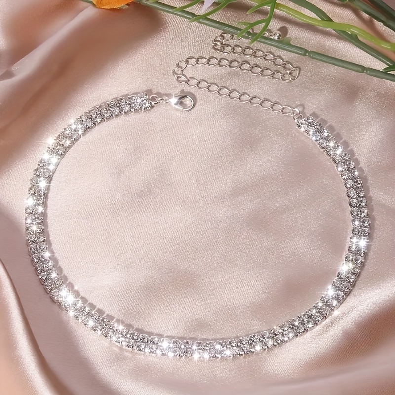 

Elegant Choker Necklace For Women, Fashionable Copper Collar With Sparkling Crystals, Daily & Gift Jewelry, Accessory