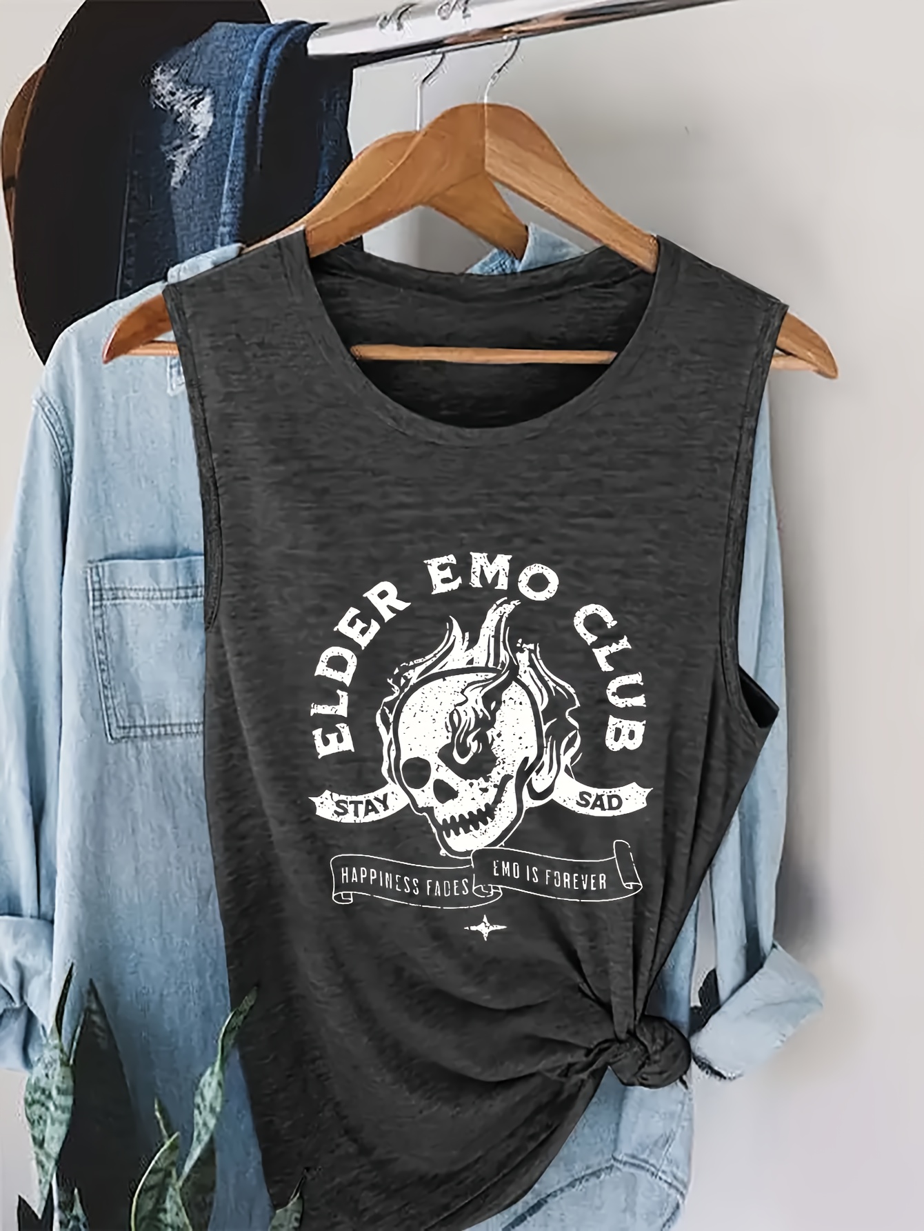 top sem tema gótico escuro estética emo com e Temu Brazil