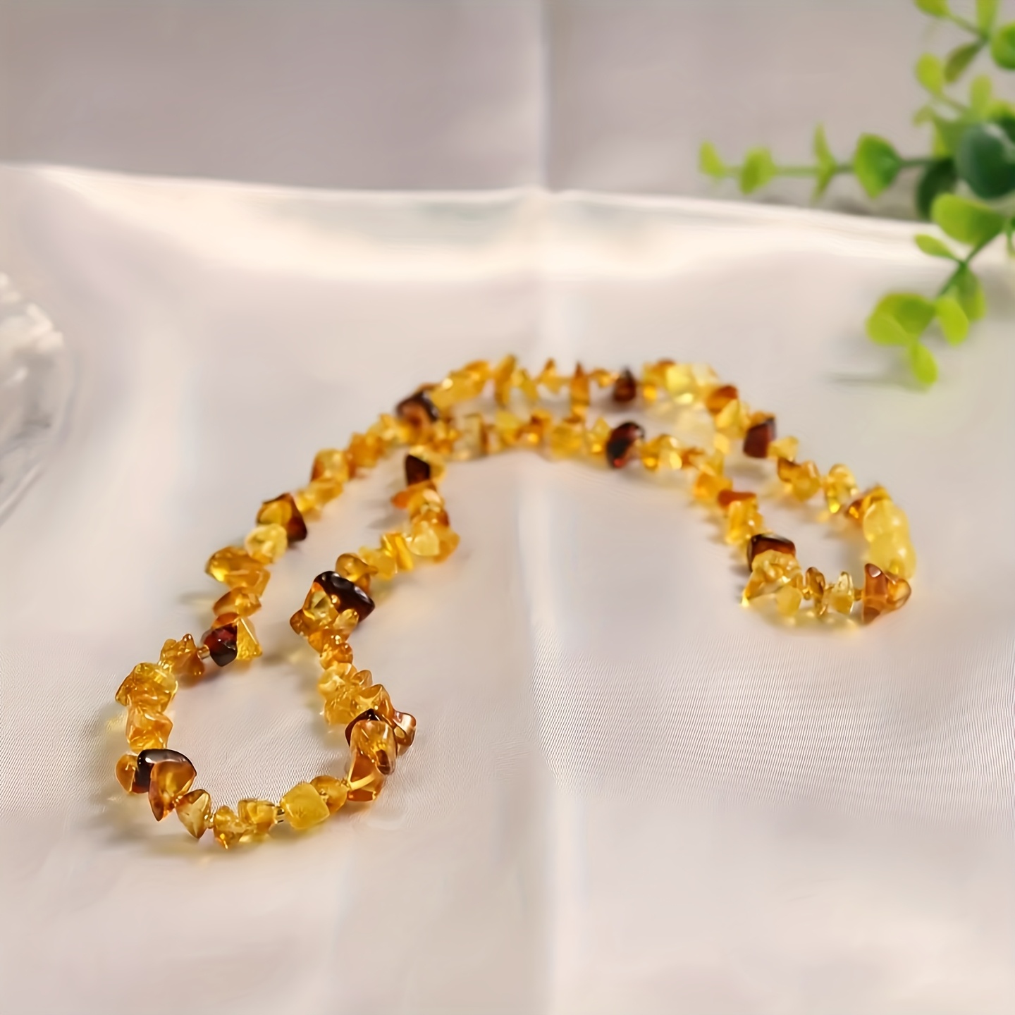 E-shop Ziquexsite Natürlicher Bernstein Halskette mit Bohemian Herz Anhänger - Echtes Harz für Männer & Frauen, Unisex Alltagstrend, Accessoire,