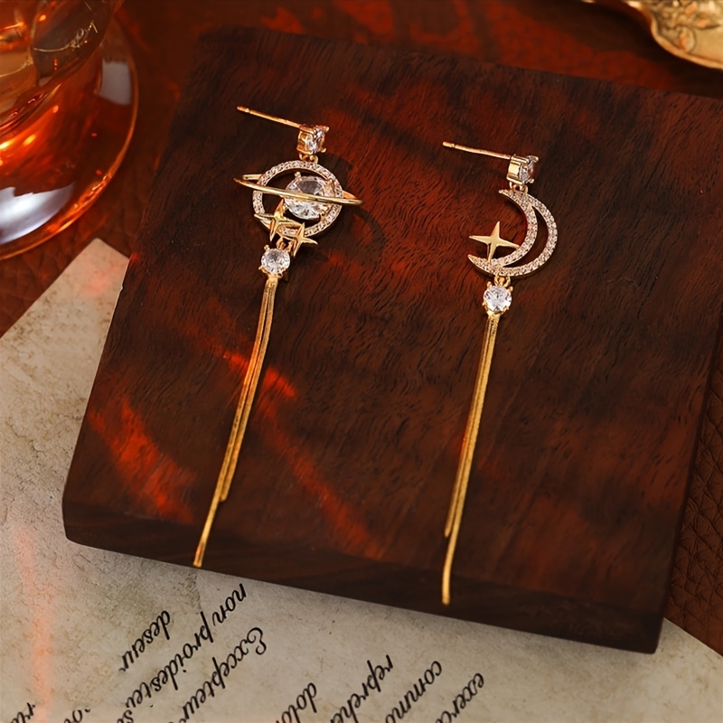 Image of 1 Pair Elegant Light Luxury Niche Tassel Stud Earrings For Women, Asymmetrical Personalized Jewelry, Suitable For Daily/party/date, Holiday Gift