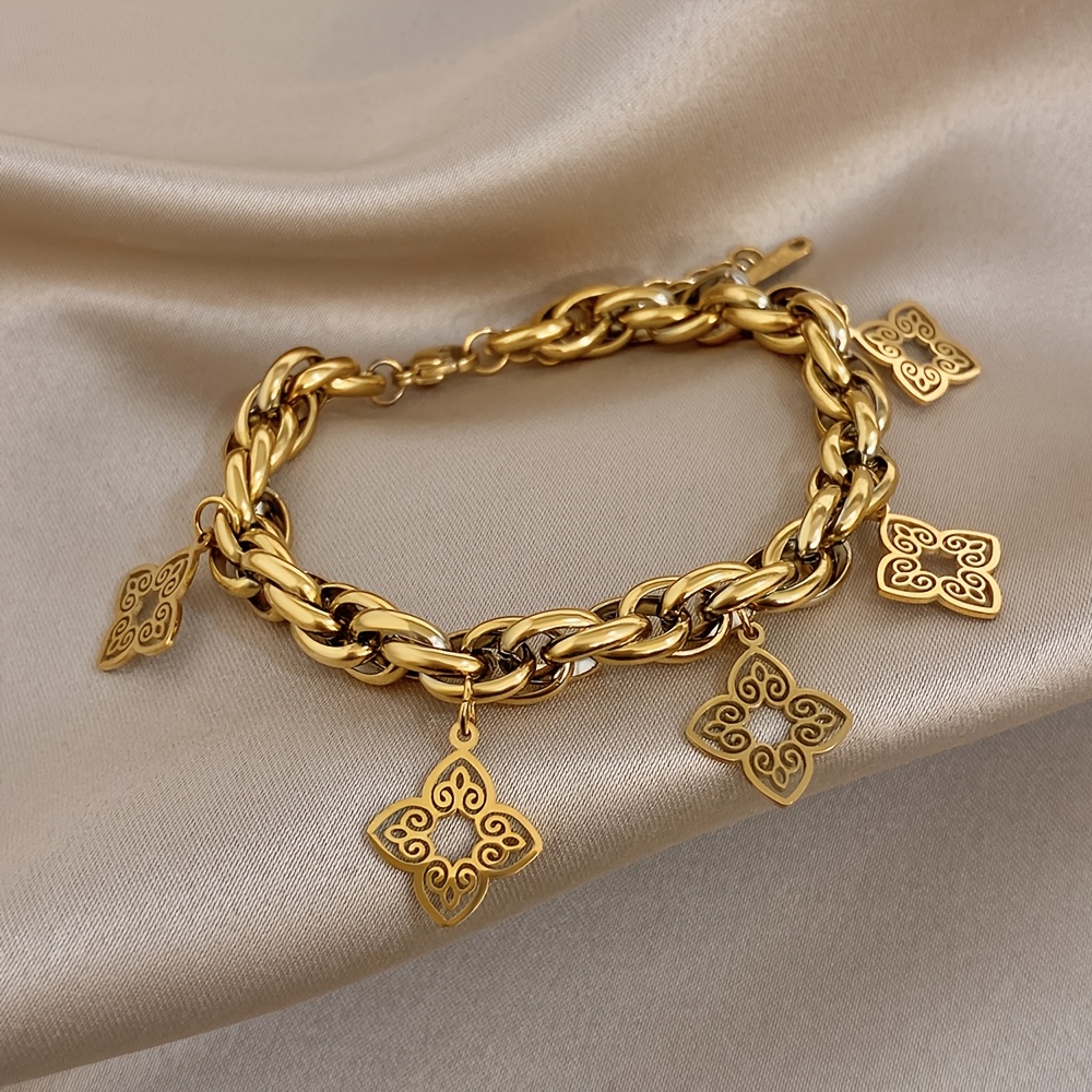 18K Gold-Plated Thick Floral Pendant Bracelet
