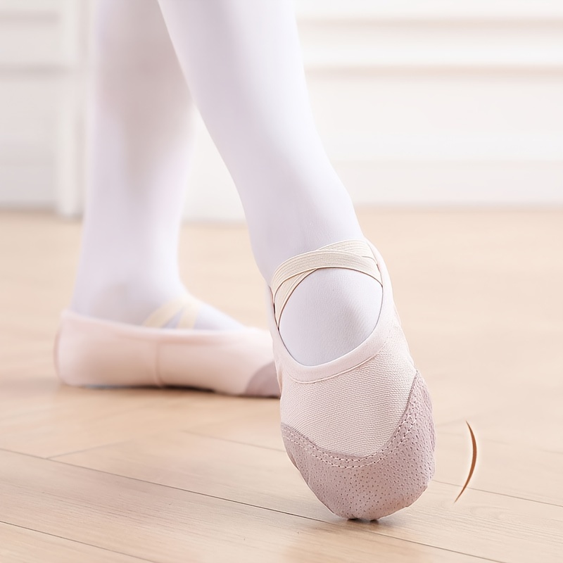 Children's Soft-Sole Dance Shoes, Kitten Paw Style Ballet Flats with No-Tie Design for Practice and Performance in Genuine Leather