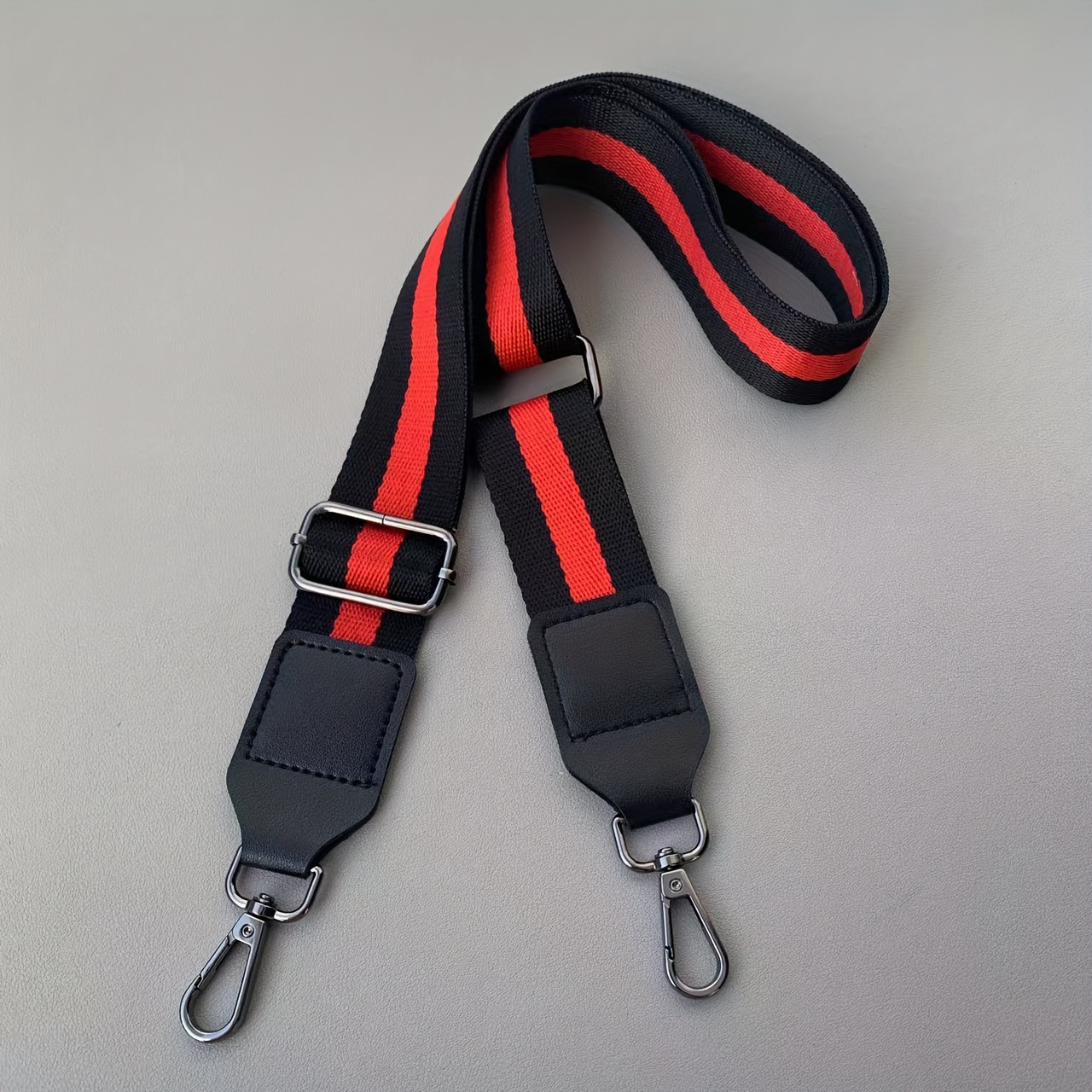 E-shop Rote und schwarze farbblockierte Tasche mit verlängertem Schultergurt, verstellbarer Taschenverlängerung, -Schultergurt-Accessoire, Unisex-Stil,