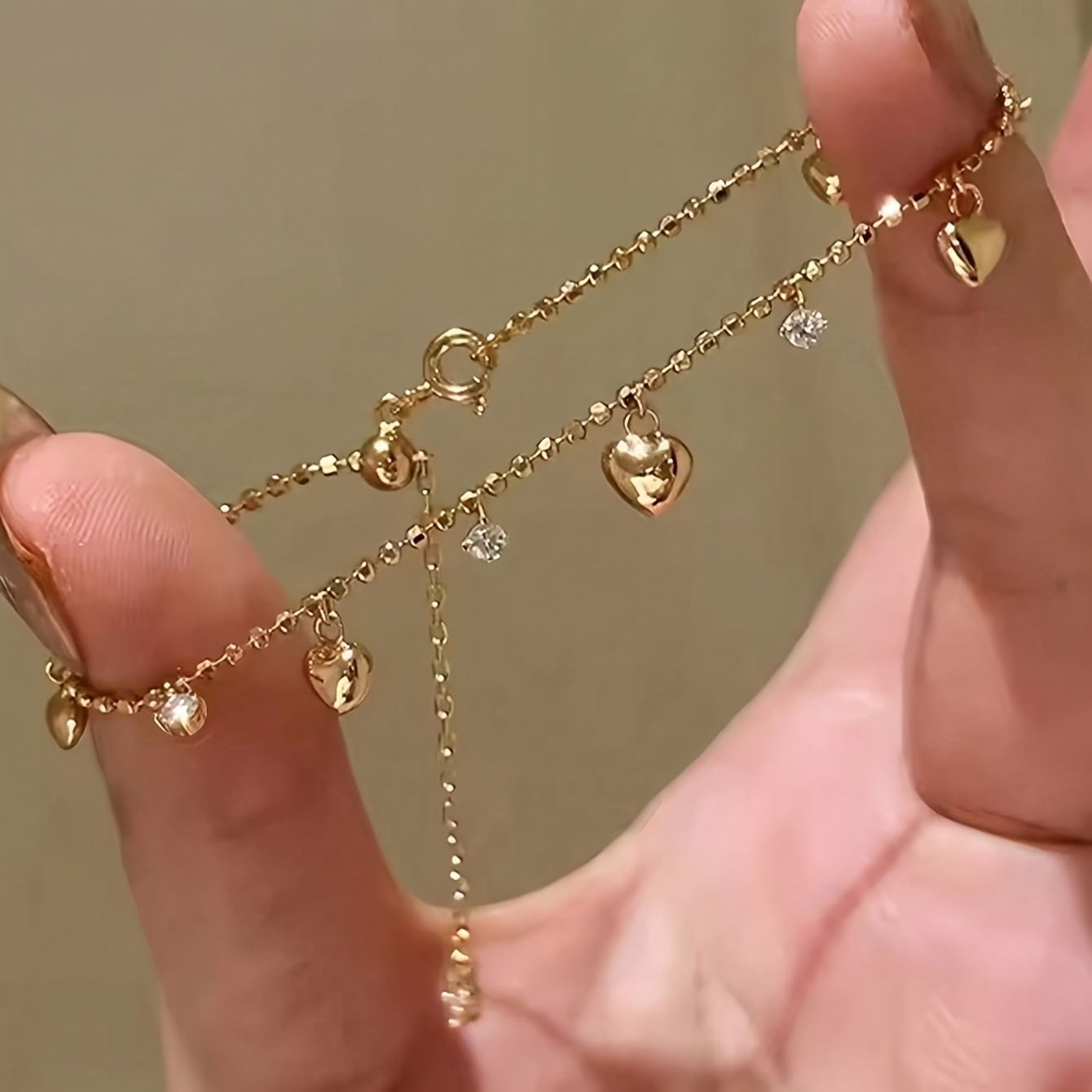 E-shop 1 Eleganter Vintage-Anhänger mit funkelnden Strassquasten, minimalistischer Damenschmuck für den oder als Geschenk, Vintage-Armband