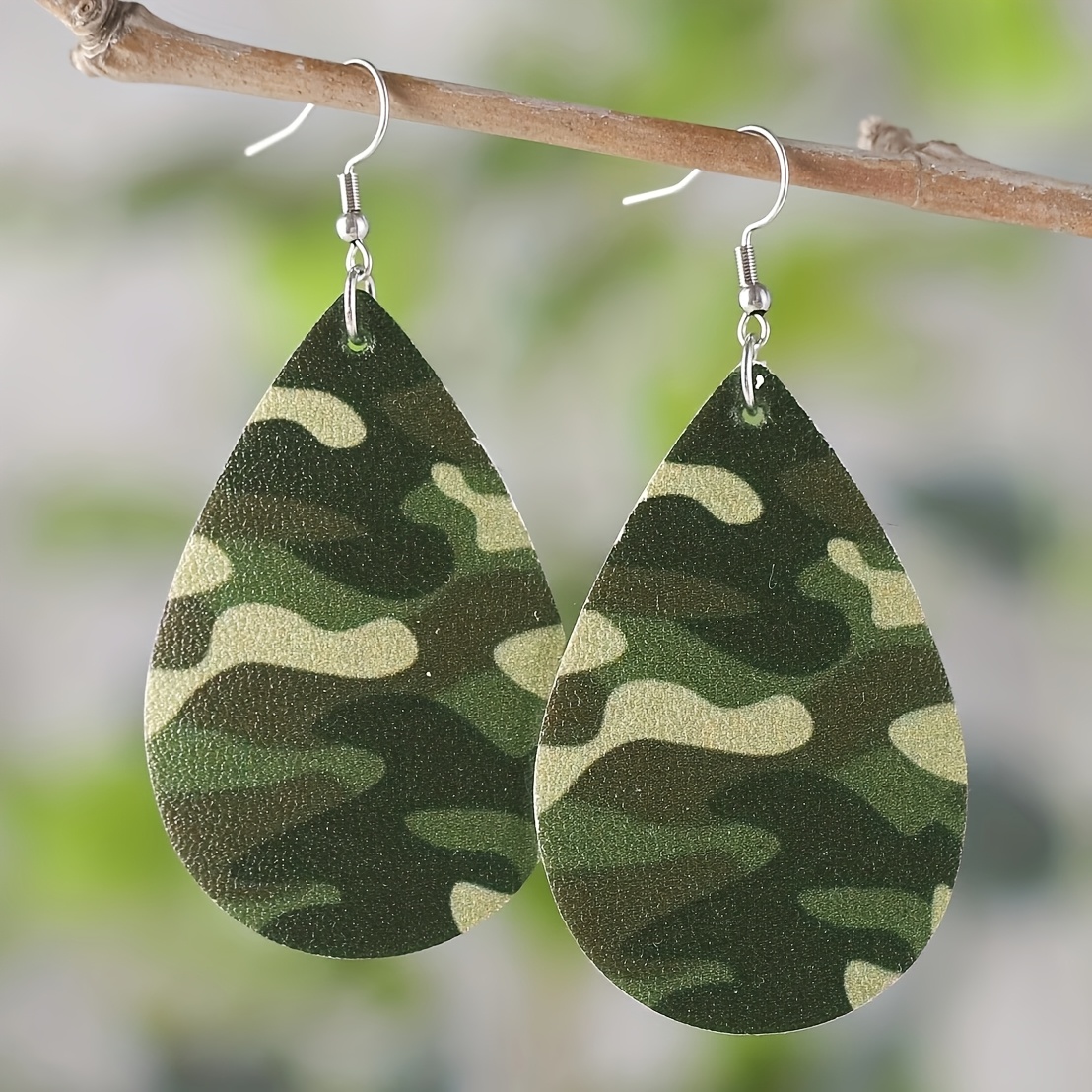 Women's Retro Army Green Camouflage Water Drop Pendant Earrings, Faux Leather Double-sided Ear Jewelry