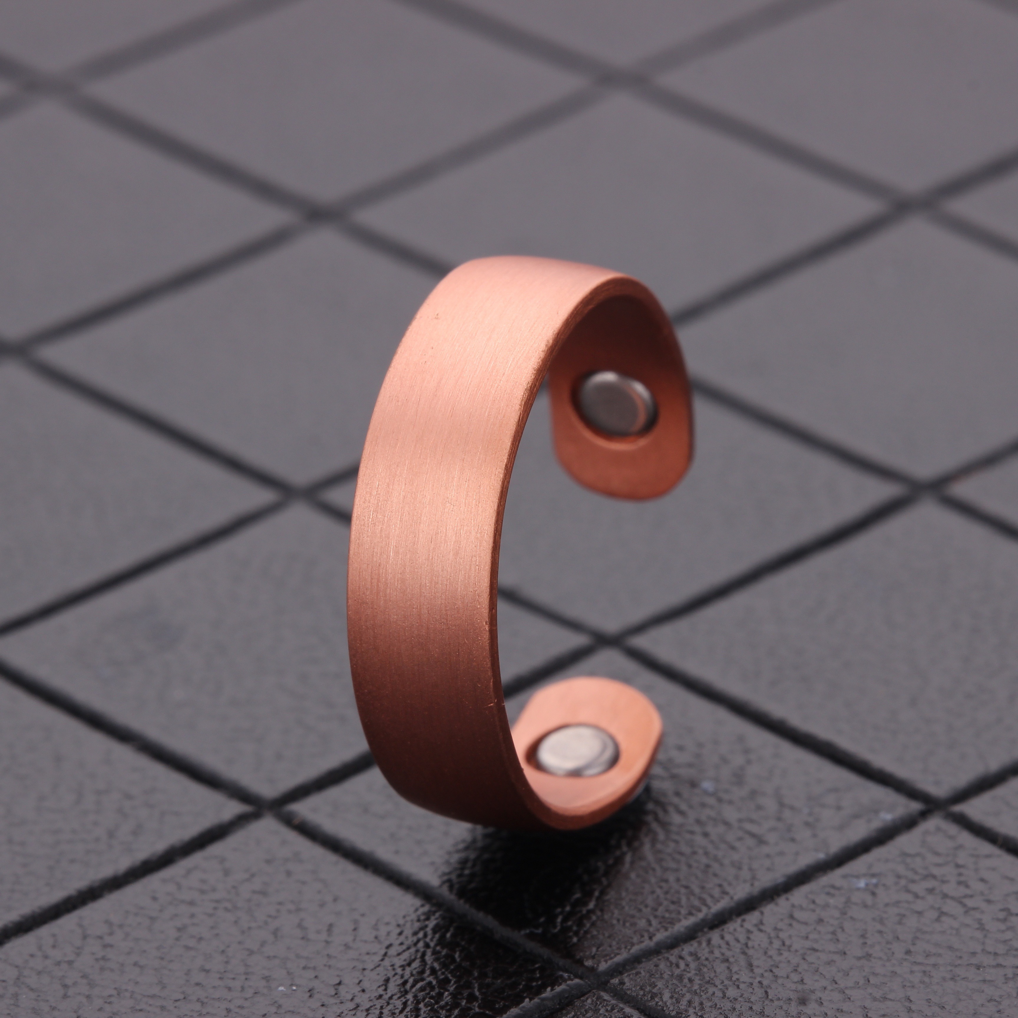 E-shop 1 Stück Eleganter Kupfer-Magnetring, Verstellbare Größe, Kupferschmuck für Familie Freunde