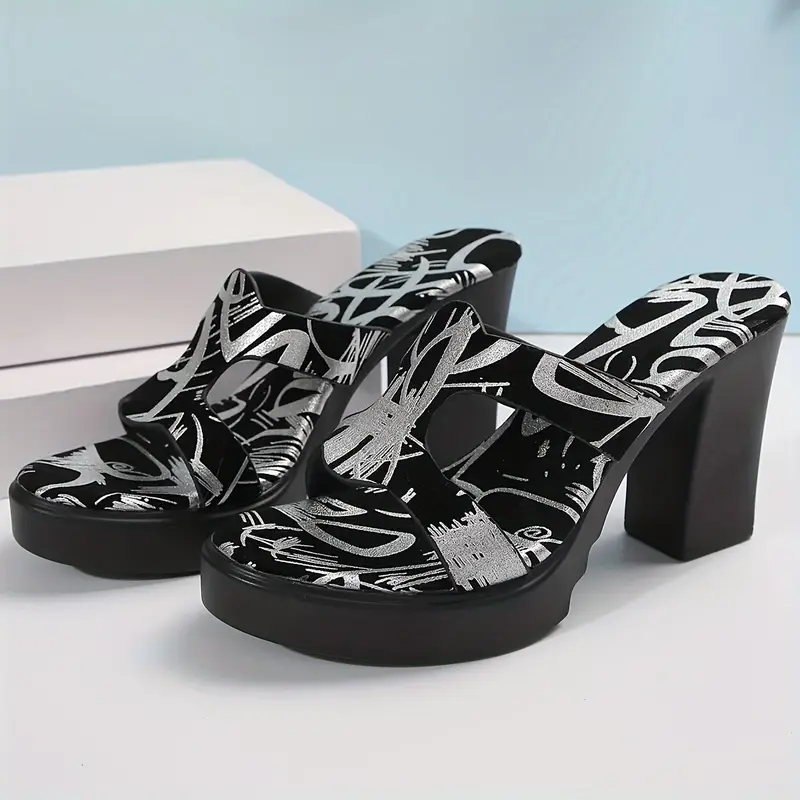 womens details 1