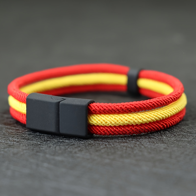 Men's Patriotic Flag Bracelet, Adjustable & Lightweight