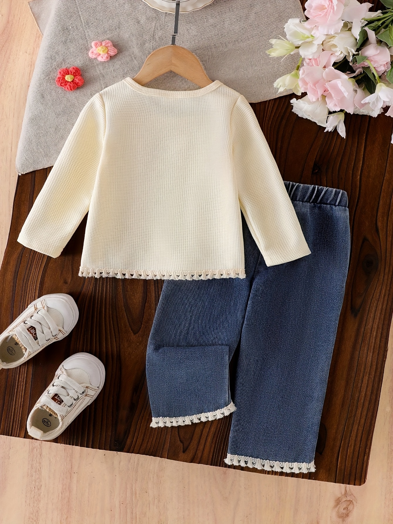 girls stylish simple bohemian 2pcs set long sleeve round neck t shirt with 3d bow and fringe trim elastic waist denim pants   outdoor Product details 0