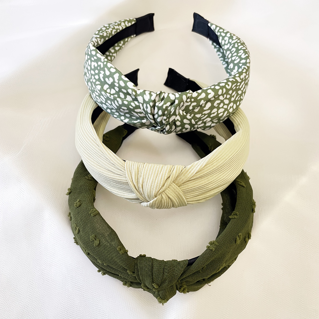 Image of A Set Of 3 Women's Four-season Print Solid Color Fabric Wide Headbands, Sweet Styling Wash Headbands Hair Accessories Suitable For Daily Use