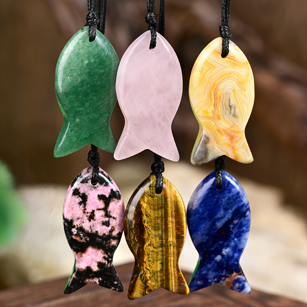 Women's Natural Stone Fish-Shaped Pendant Necklace