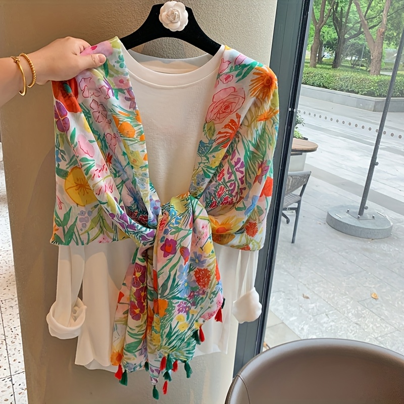 E-shop Frühlings-Sommer Neues Damen Farbenfrohes Pflanzen-Blumenmuster Romantischer Weicher Lässiger Quasten Schal Mode Schal Reise Urlaub Strandtuch