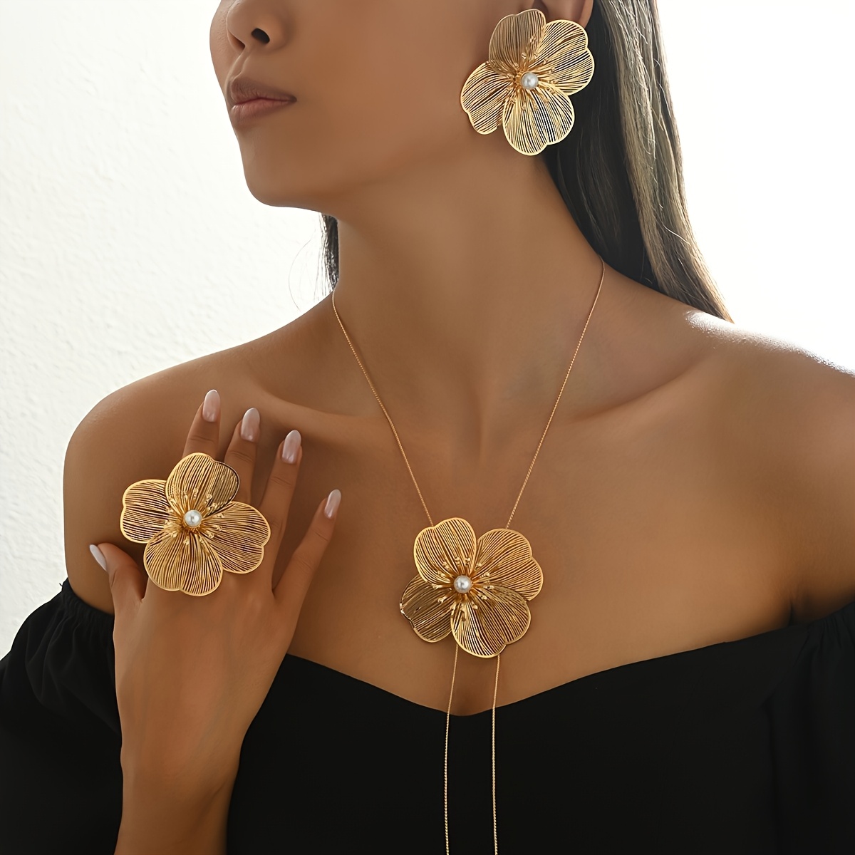 E-shop 4-teiliges Set, modisches elegantes geometrisches durchbrochenes Acryl-verziertes florales -Halsketten-, Ohrringe- Ring-Set
