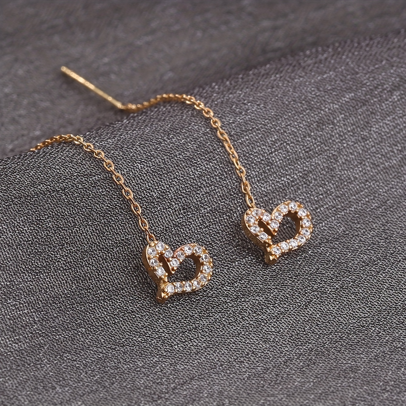 Image of A Pair Of Stylish And Minimalist Long Tassel Earrings Featuring Sparkling Heart-shaped Studs Made Of Synthetic Zirconia, Perfect For To Wear At Daily Gatherings