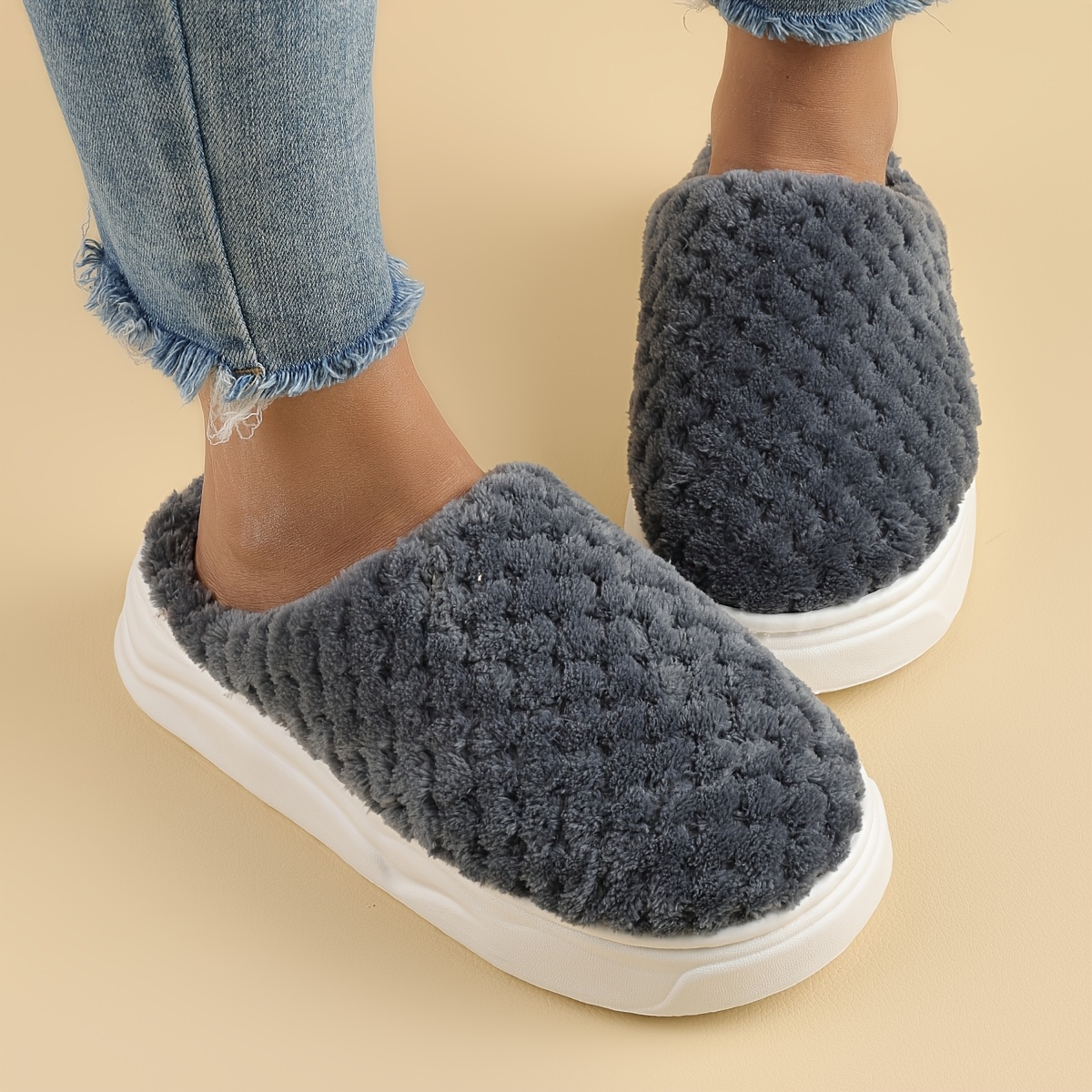 

Elegant Solid Color Winter Slippers For Women And Men, Warm Plush Indoor House Shoes, Non-slip Eva Sole, Fabric Upper/inner/insole, Cozy Couple's Slippers