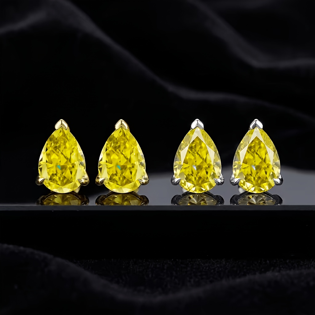Women's 18K Gold Plated Pear Cut Moissanite Stud Earrings