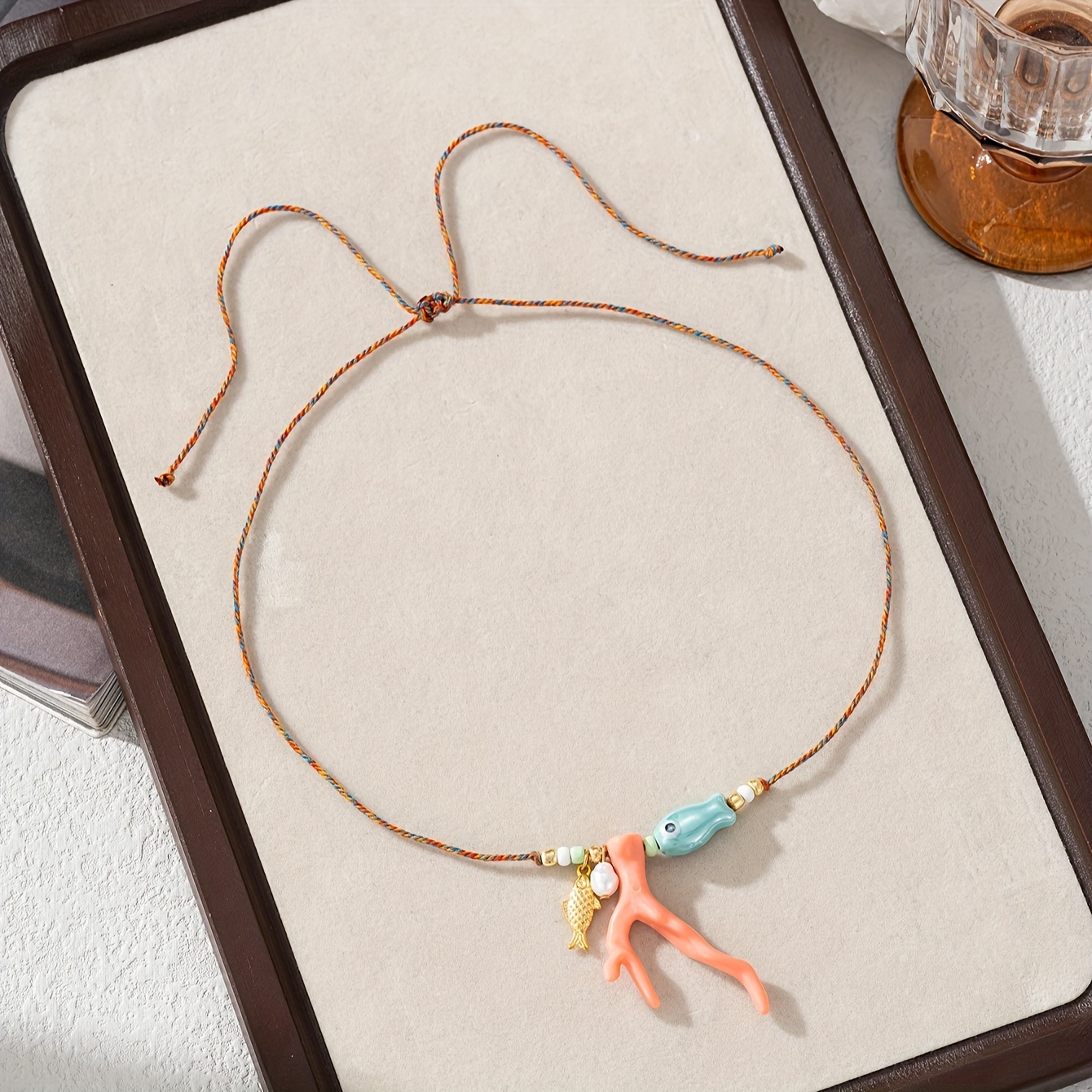 TEMU 1 Collar con Colgante para Mujer, Colgante de Cerámica de Coral Tropical con Pez, Collar de Cadena de Clavícula con Cuerda Delgada, Accesorio de