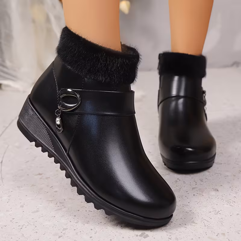 a pair of s winter ankle boots slip resistant flat sole faux fur collar design synthetic material zipper closure round toe low heel casual shoes in black suitable for comfortable wear in cold weather with stylish and durable outsole for women boots with heels flat boots for women autumn boots for women wide width boots for women ankle shoes for women low heel shoes for women winter boots with beige plush lining women 4