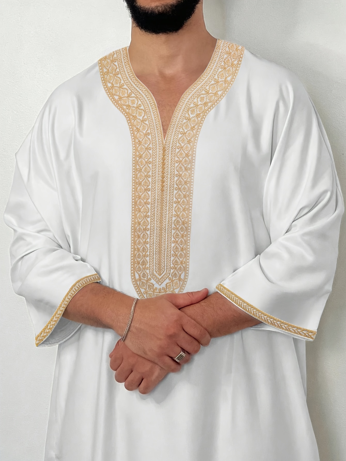 *'* Traditional Moroccan *'s Robe Embroidery, Breathable Polyester,  Loose Fit Elegant Design for Worship, Holiday