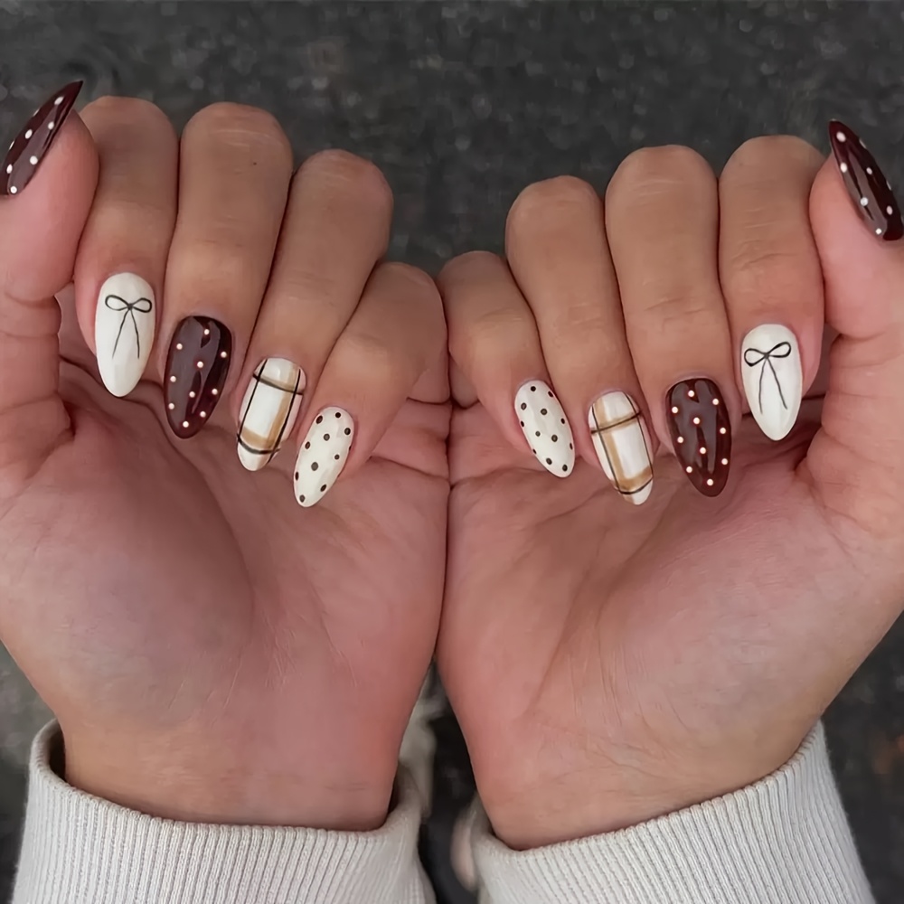 TEMU 24 stuks Donkerbruine Bow Polka Dot Press-On Nagels Lange Amandelvorm Retro Gemakkelijk Verwijderbare Nagels
