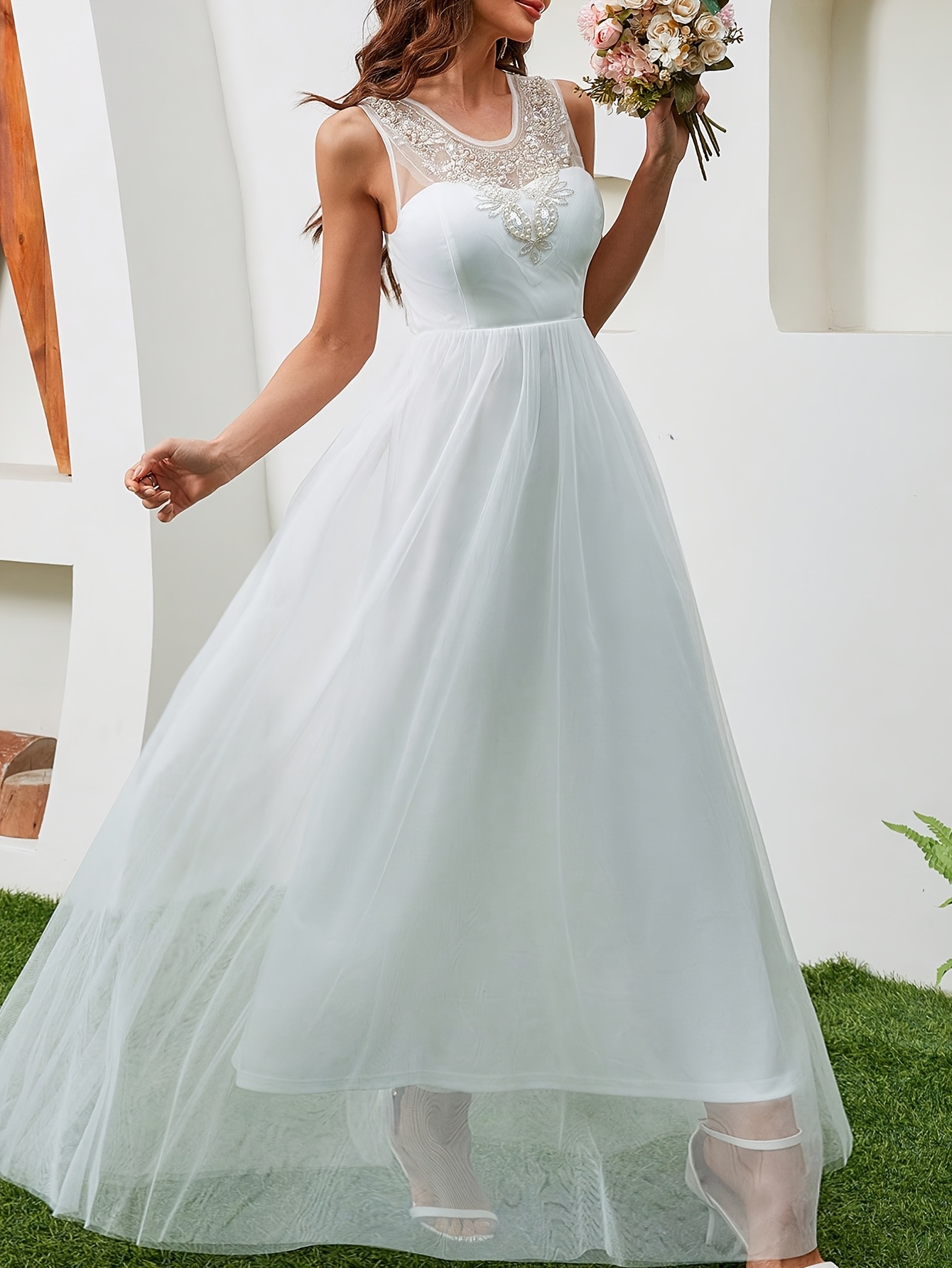 green emerald velvet dress Hana Colorful Floral Embroidered Wedding Dress with Fit and Flare Body main image 1