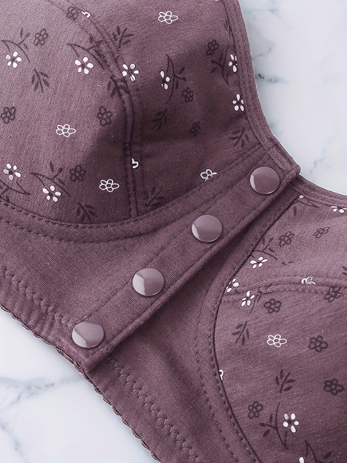 2pcs Women'S Plus Size Soft Bra Set - Elegant Front Closure Bra & Camisole with Random Floral Print, No Padding, Wireless Support for Spring/Summer, Comfortable Undergarment, Casual Attire, Elegant Undergarment, No Padding Bra