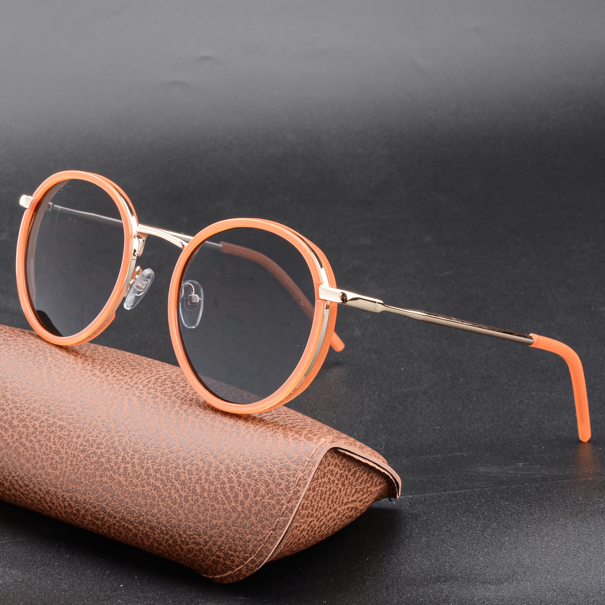 

YANGDEKE Lunettes Rondes Chic pour Femmes - Anti-Éblouissement, Métallique, Parfaites pour la Conduite & les - Cadeau Idéal pour Couple