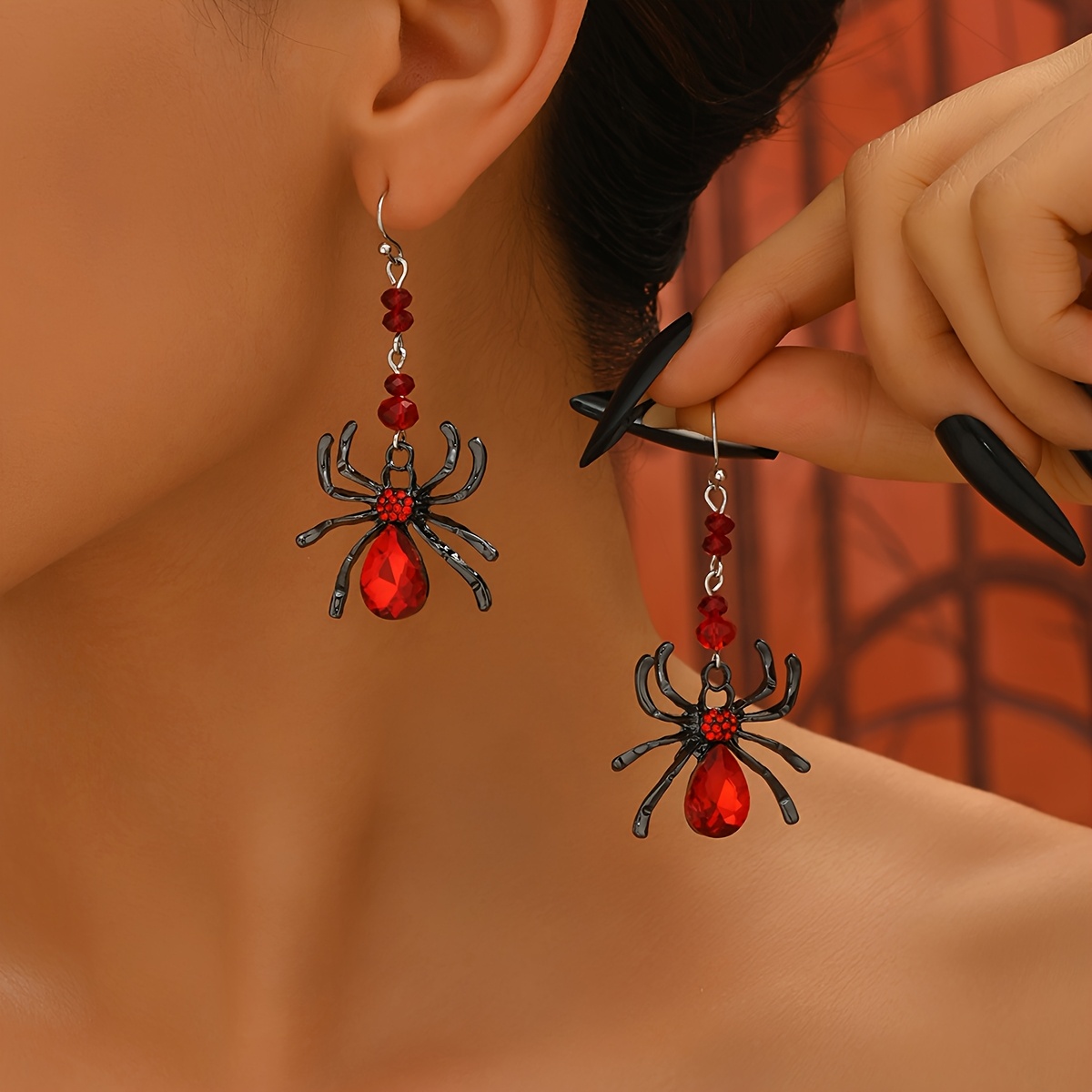 Image of 1 Pair Gothic Style Women's Fashion Dangle Earrings, Spider With Horror Elements, Black Alloy With Red Rhinestone Inlay, Alloy Material, Suitable For Women' And Holiday Wear, Halloween Earrings