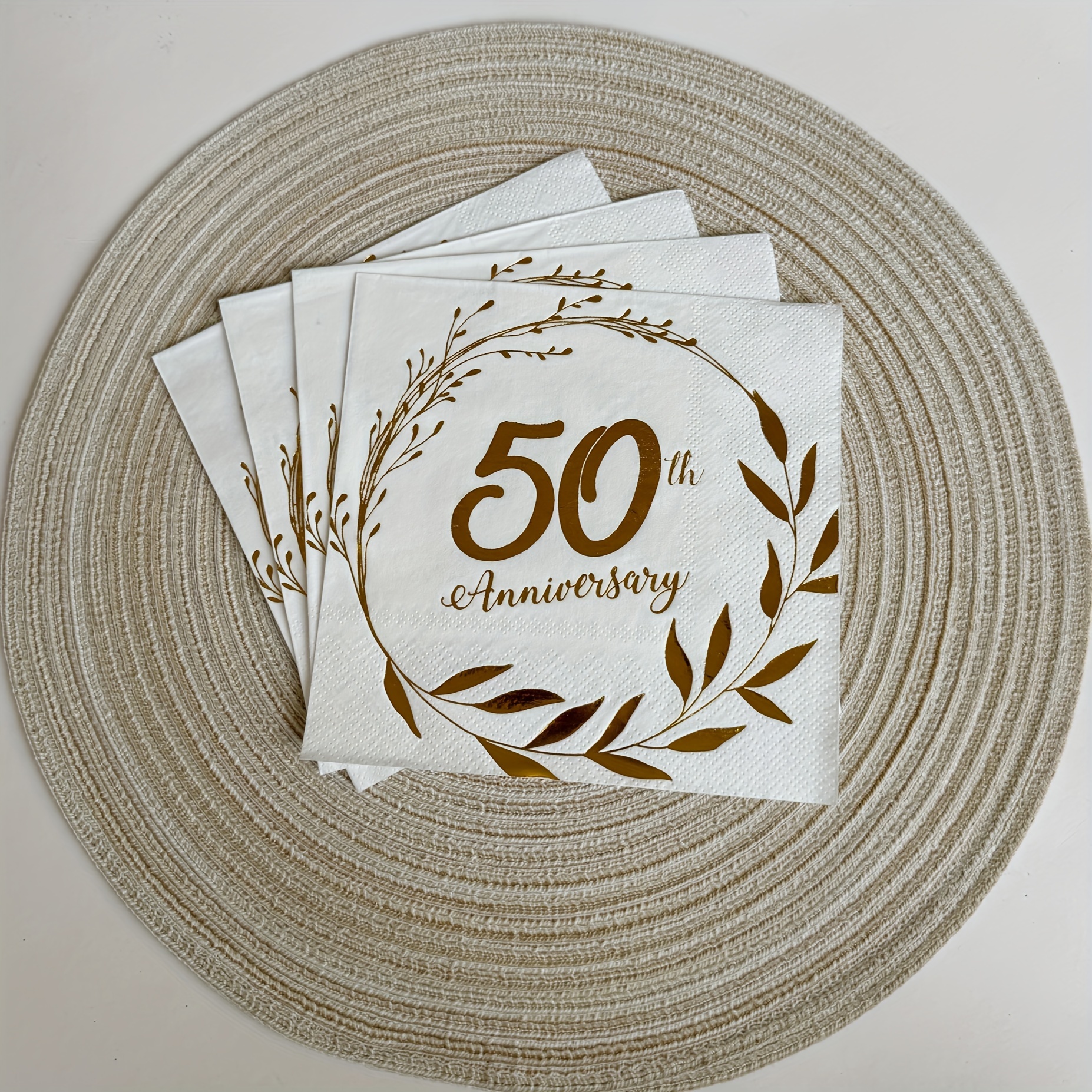 E-shop Servietten zum 50. Jahrestag in einer 32er-Packung für Hochzeitsfeier-Gastgeschenke und Dekorationen, mit Weiß und Gold