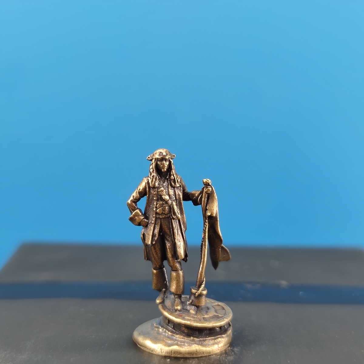 TEMU Statuina in ottone micro stile pirata dipingibile, modellino di per paesaggio da tavolo di sabbia, statuetta decorativa, statua in miniatura