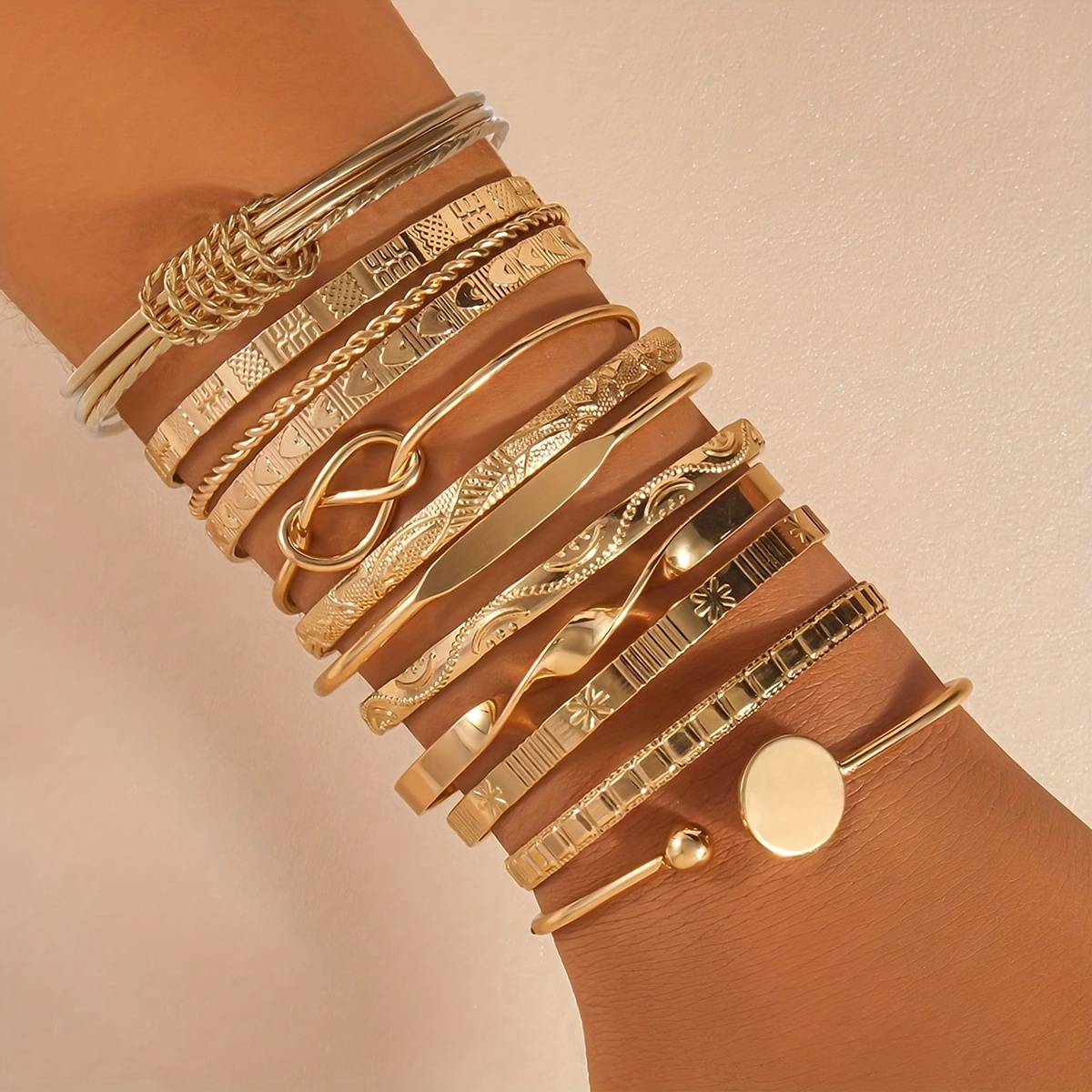 Image of 12pcs Classic And Bracelet Set, Creative Design Bracelet, Women's Personalized Daily Commuting, Party, Vacation Wearing Jewelry Gift