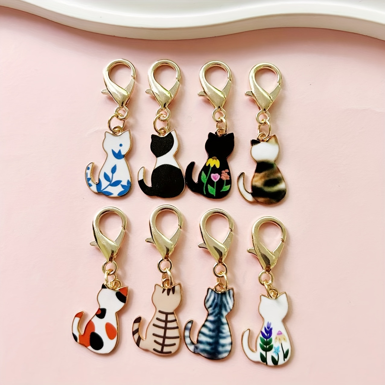 

8pcs Cat Keychains - Zinc Alloy, Fashionable Accessory For Men &