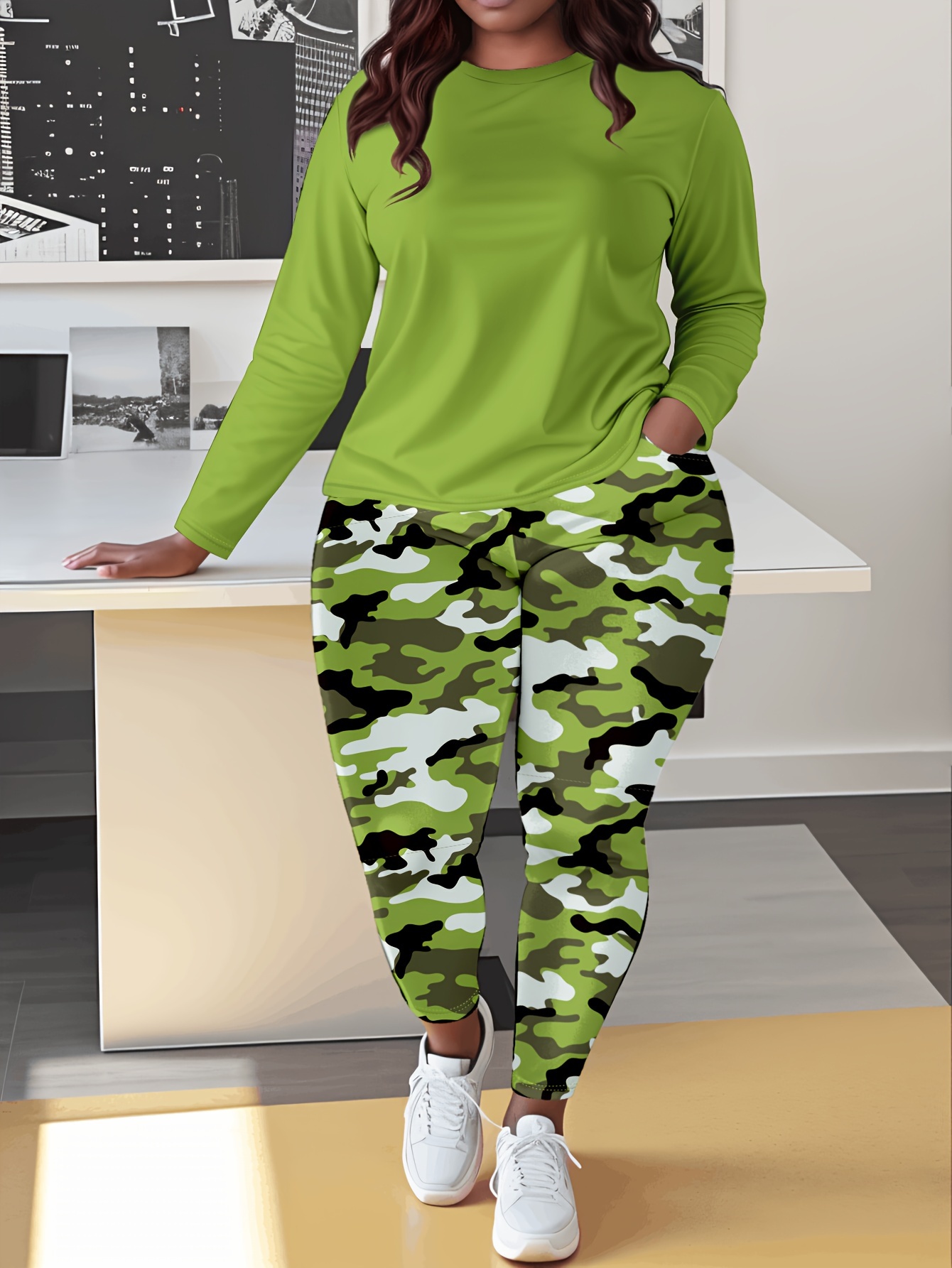 Chic Camo & Branch Print Skinny Pants for Women - Stretchy Polyester Blend, Machine Washable, Sexy High-Waist Design, European And American Style, Slimming