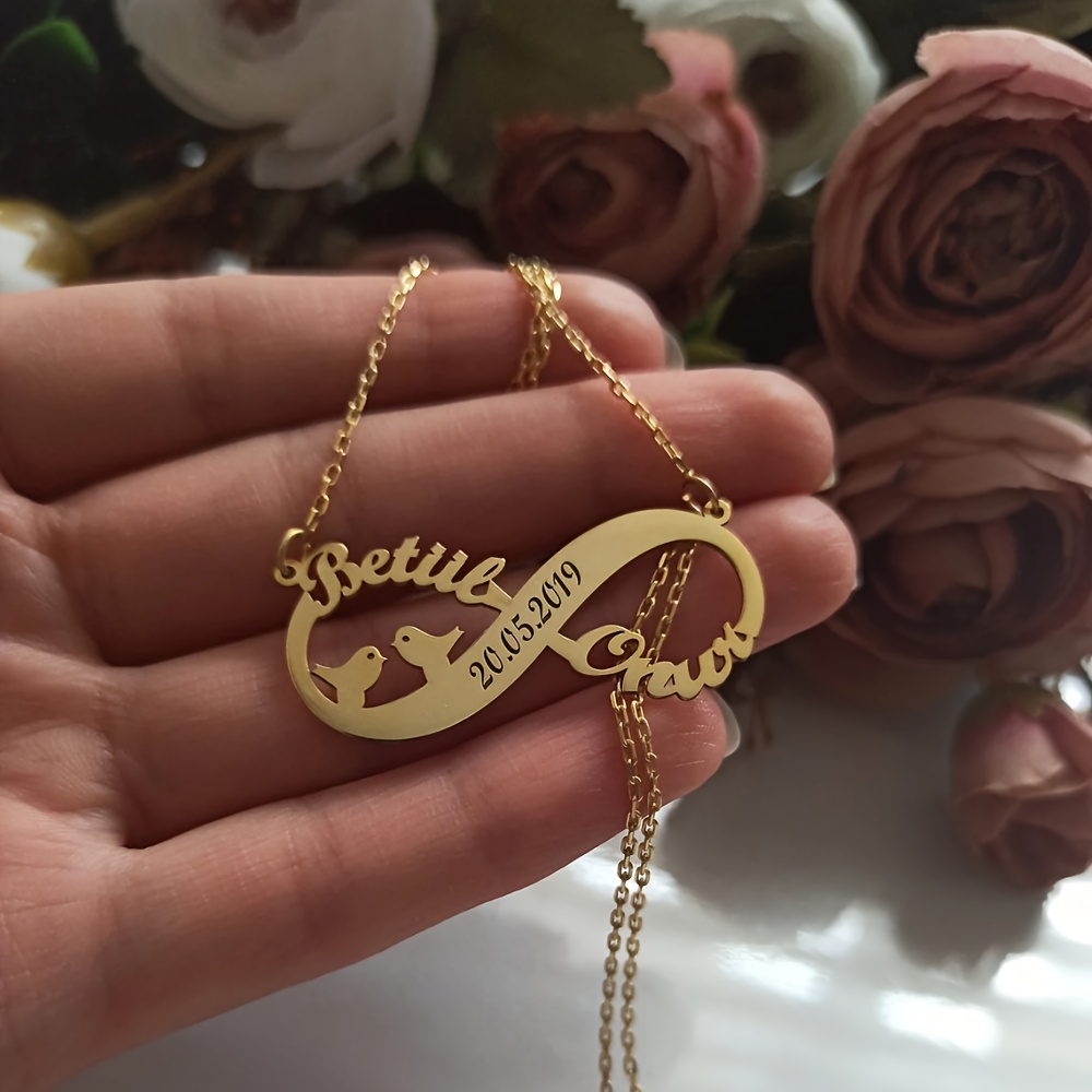 E-shop Personalisiertes Infinity Paar Namenskette, Edelstahl Liebesvögel Namenskette, Individueller Hohl- Anhänger, Geschenk für Sie, Jubiläumskette,