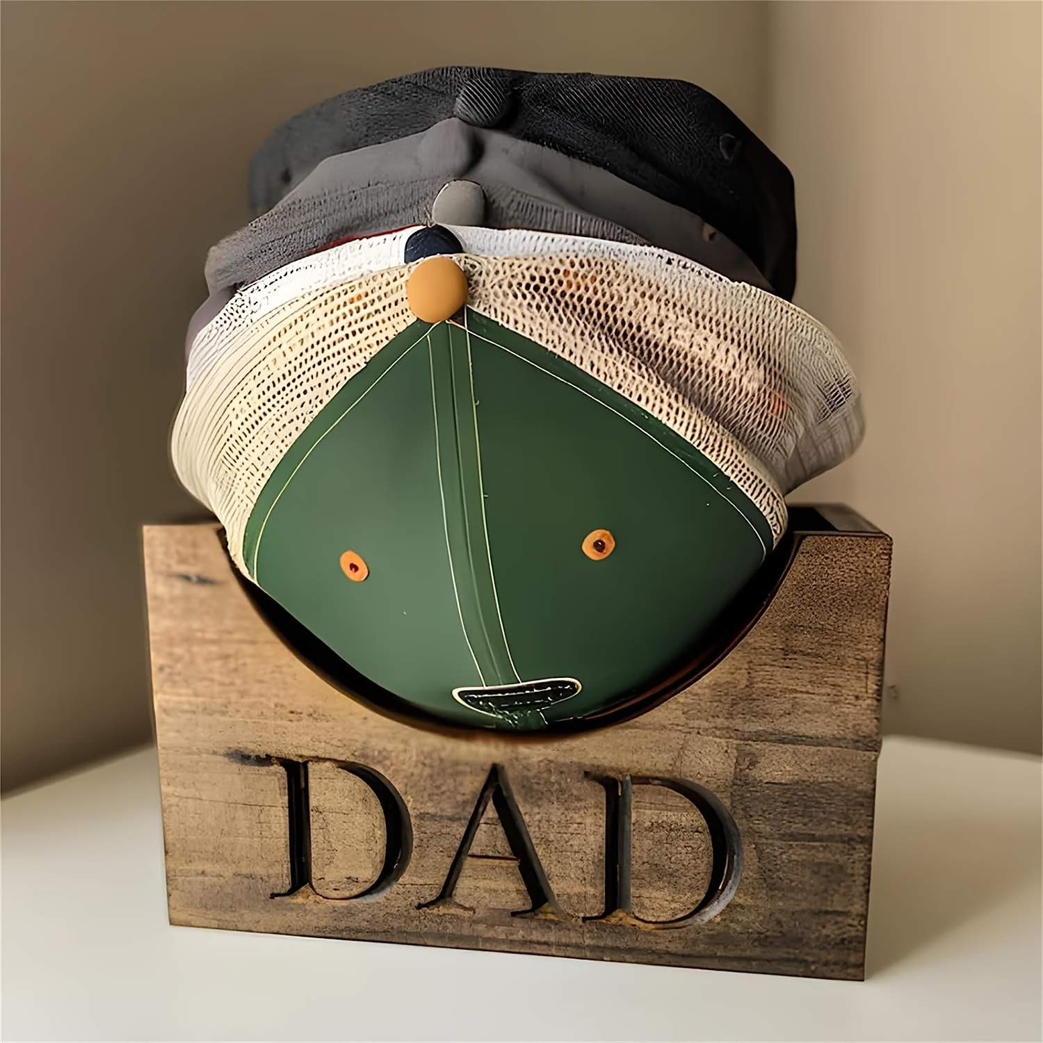 

1pc Wooden Cap - Tongue Hat Stand For New Fathers - No , Uncharged, Battery-free - For ,