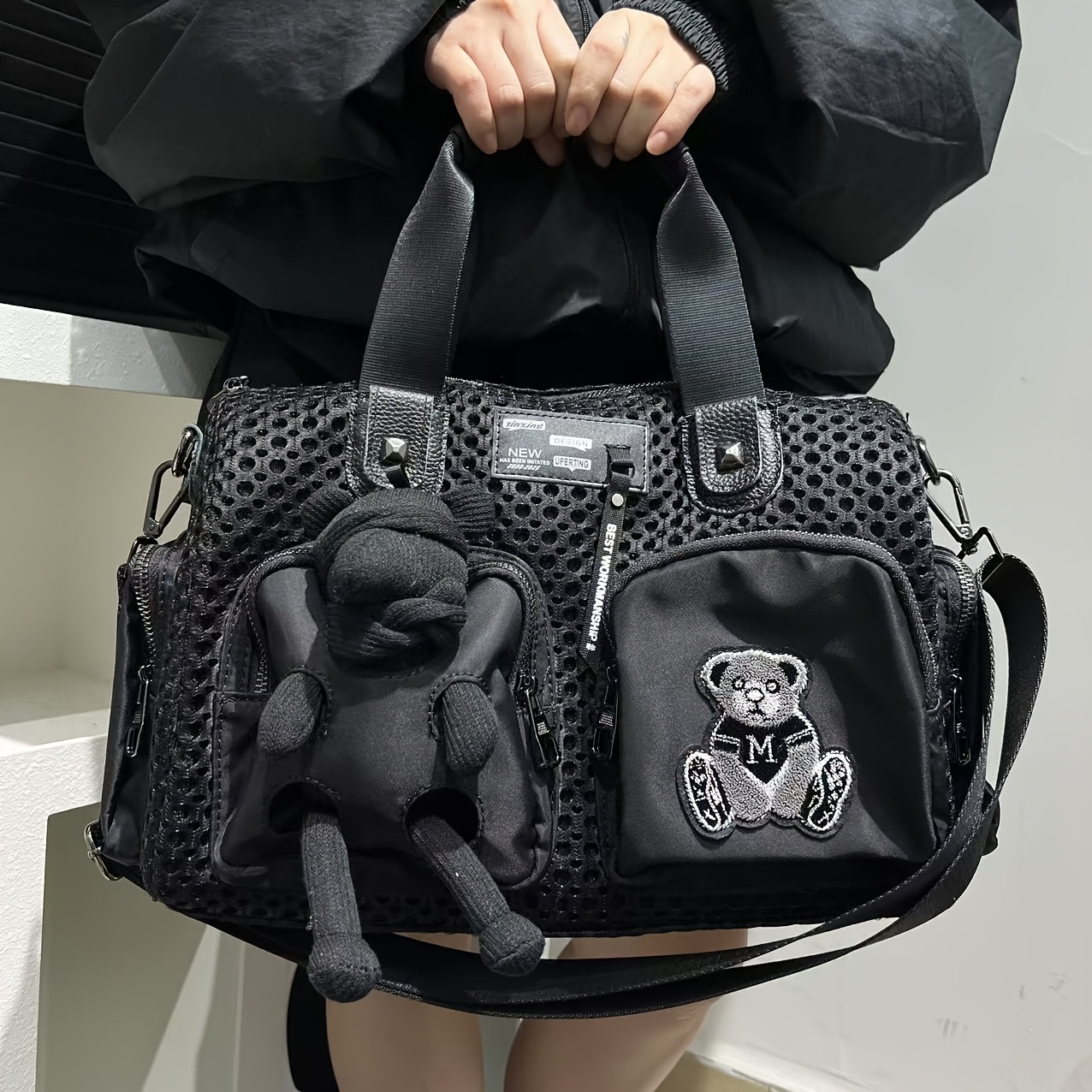 

Sac Fourre- en Nylon Chic pour Femme - Design Tendance à Plusieurs Poches avec Bandoulière Réglable, & Léger