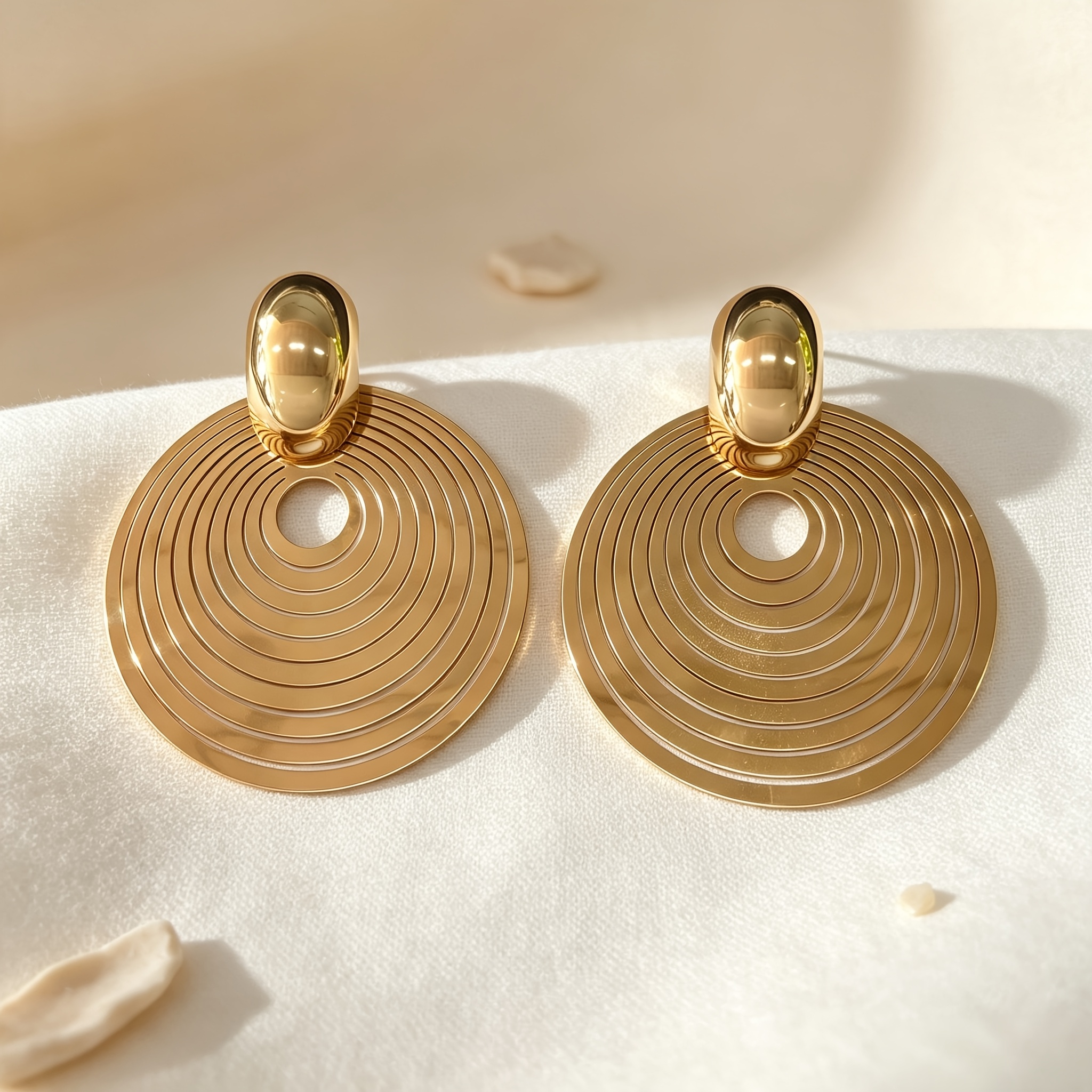 Women's Oversized Circular Multi-Layer Concentric Circle Design Earrings