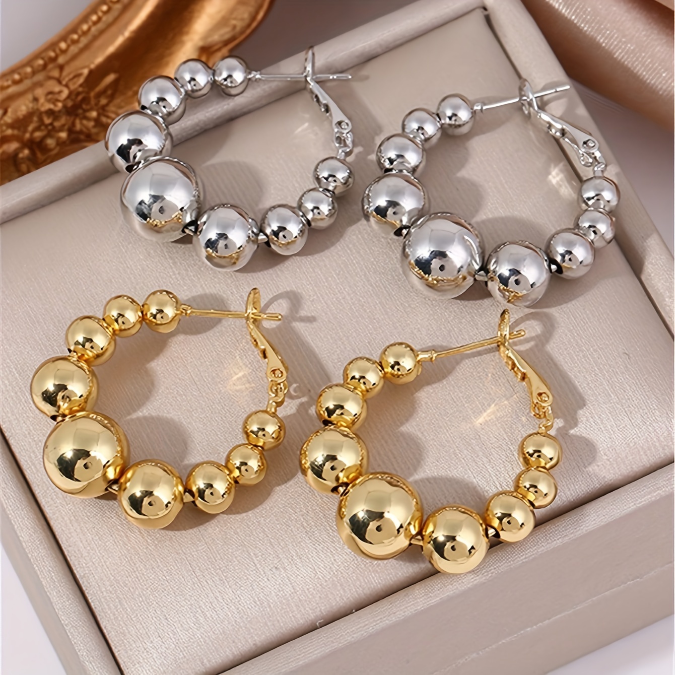 

1 Pair Lightweight Ethnic Hip-hop Style Beaded Hoop Earrings, Tapered Balls, Golden & Silver-tone