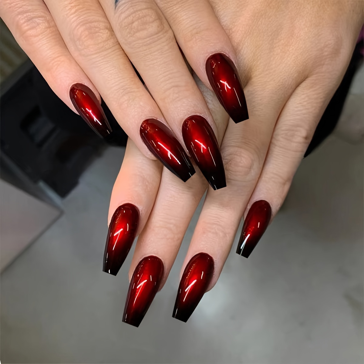 

24pcs Press-on False Nails, Long Ballet Coffin Design, Red And Black Ombre Gradient, Artificial Nail Art Tips With Adhesive Tabs For Glamorous Look