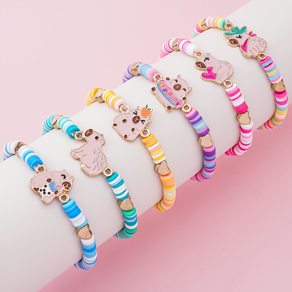 TEMU Lot de 6 bracelets à breloques capybara Qpeach pour filles, perles en pâte polymère sur le thème du capybara avec élastiques, breloques