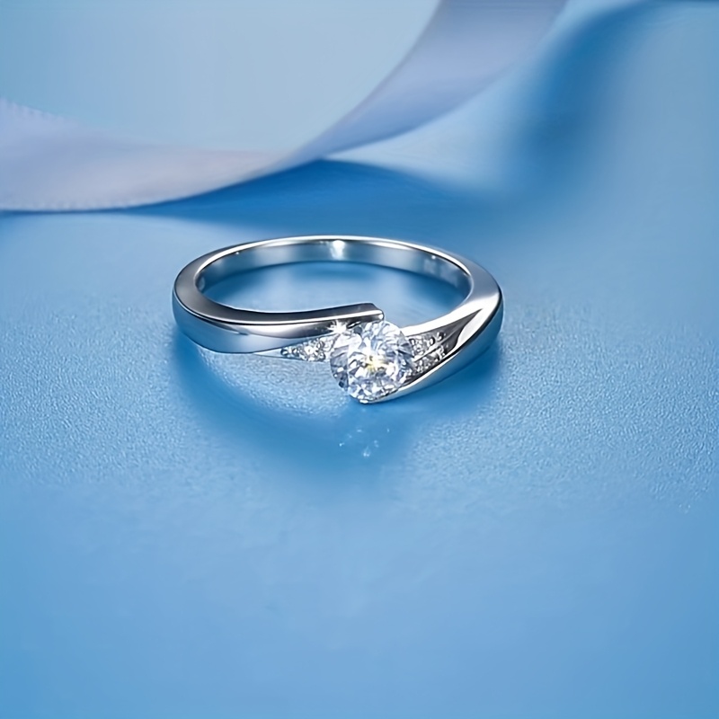 1pc Hypoallergenic Silvery Ring with 0.5 Carat Stone Wedding Rings for Women, Elegant Fashion Accessories Anniversary Christmas Valentine's Day Gift Jewelry